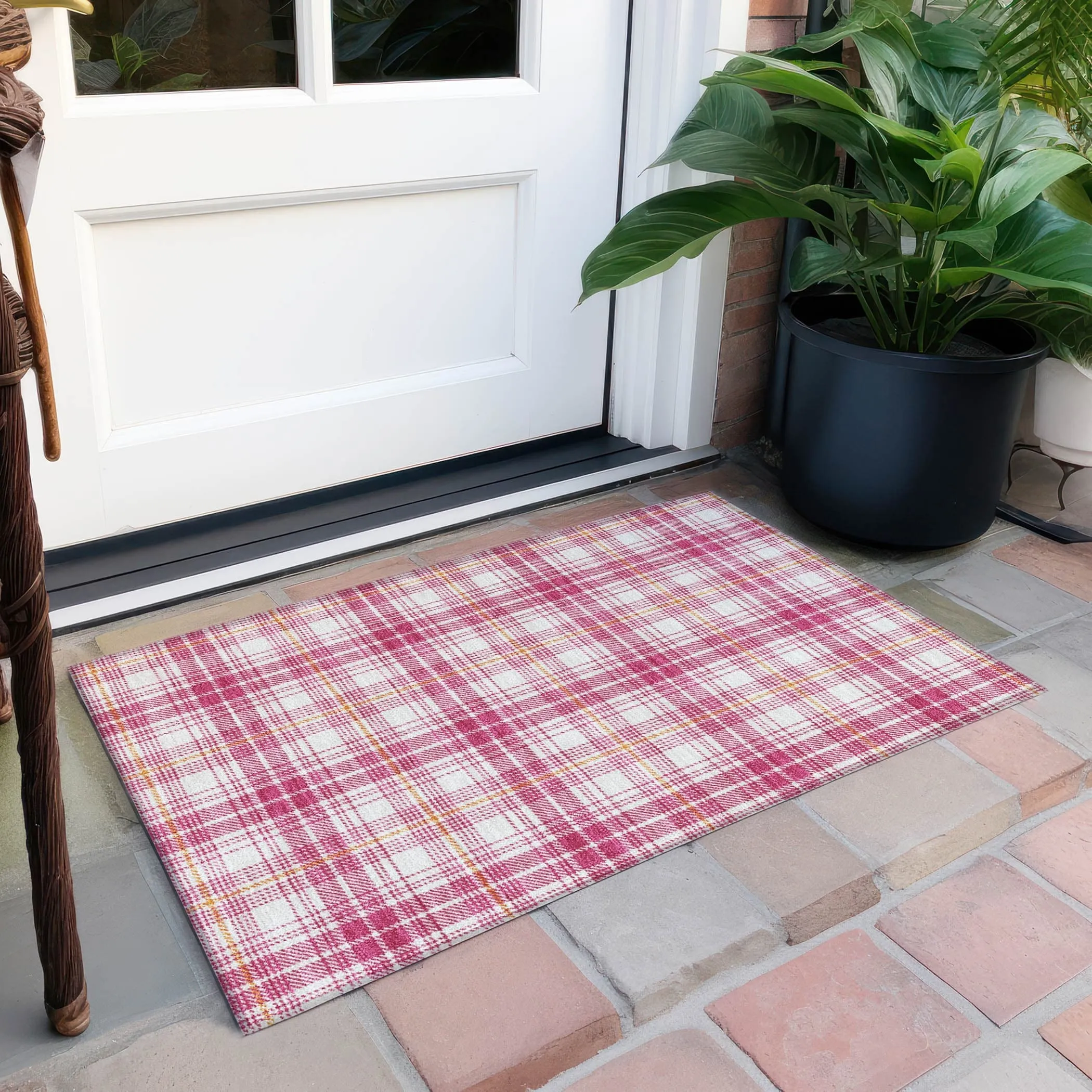 Machine Washable Indoor/ Outdoor Plaid Chantille Rug