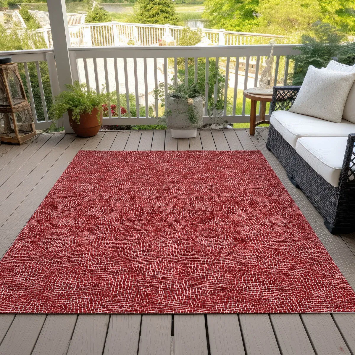 Machine Washable Indoor/ Outdoor Solid Modern Chantille Rug