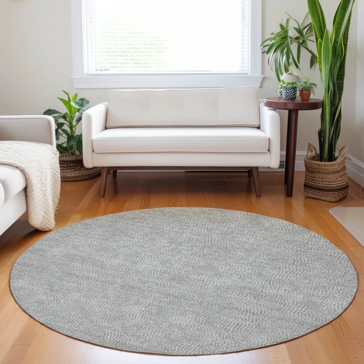 Machine Washable Indoor/ Outdoor Solid Modern Chantille Rug