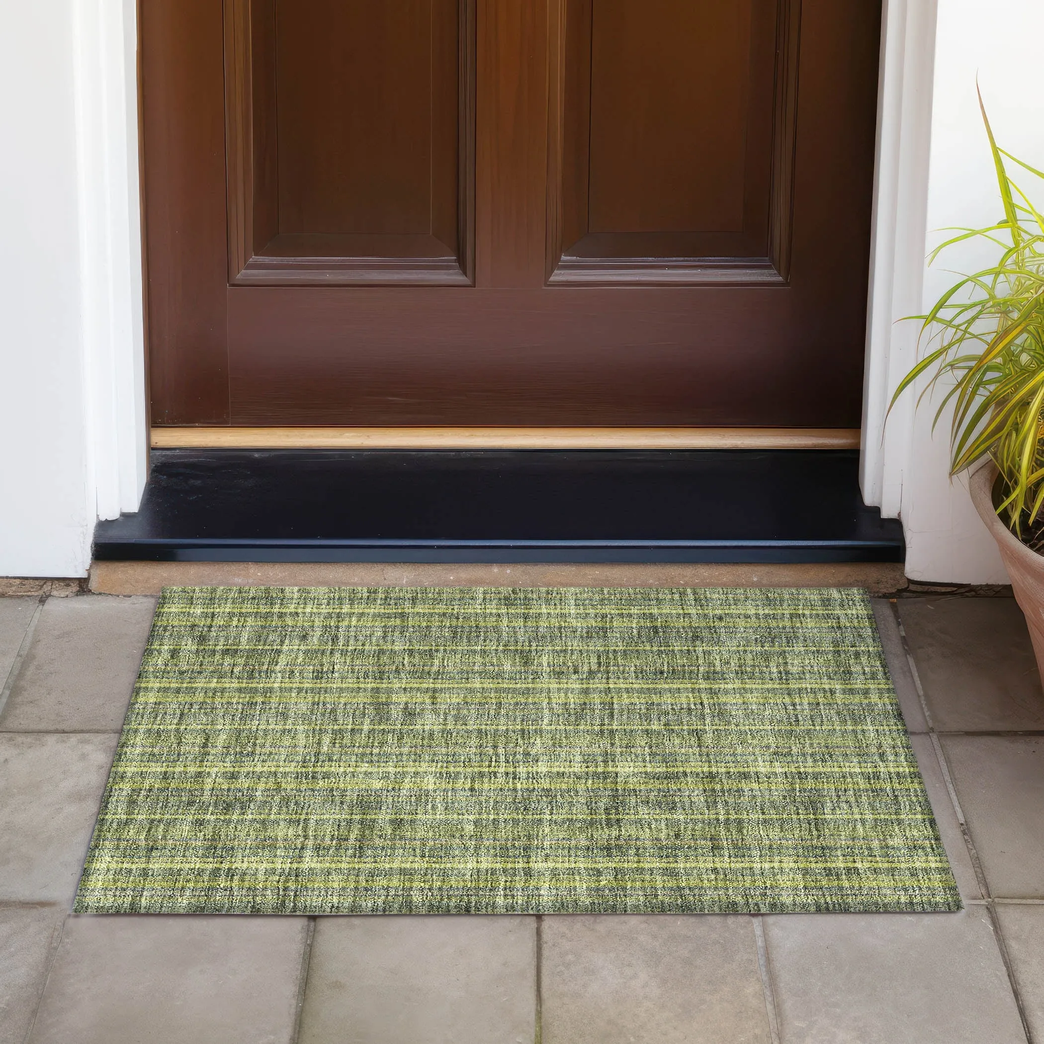 Machine Washable Indoor/ Outdoor Stripe Chantille Rug