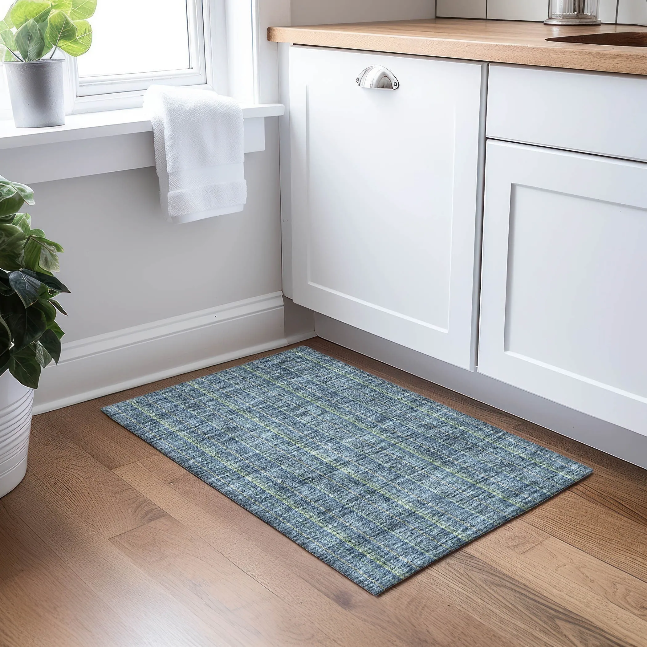 Machine Washable Indoor/ Outdoor Stripe Chantille Rug