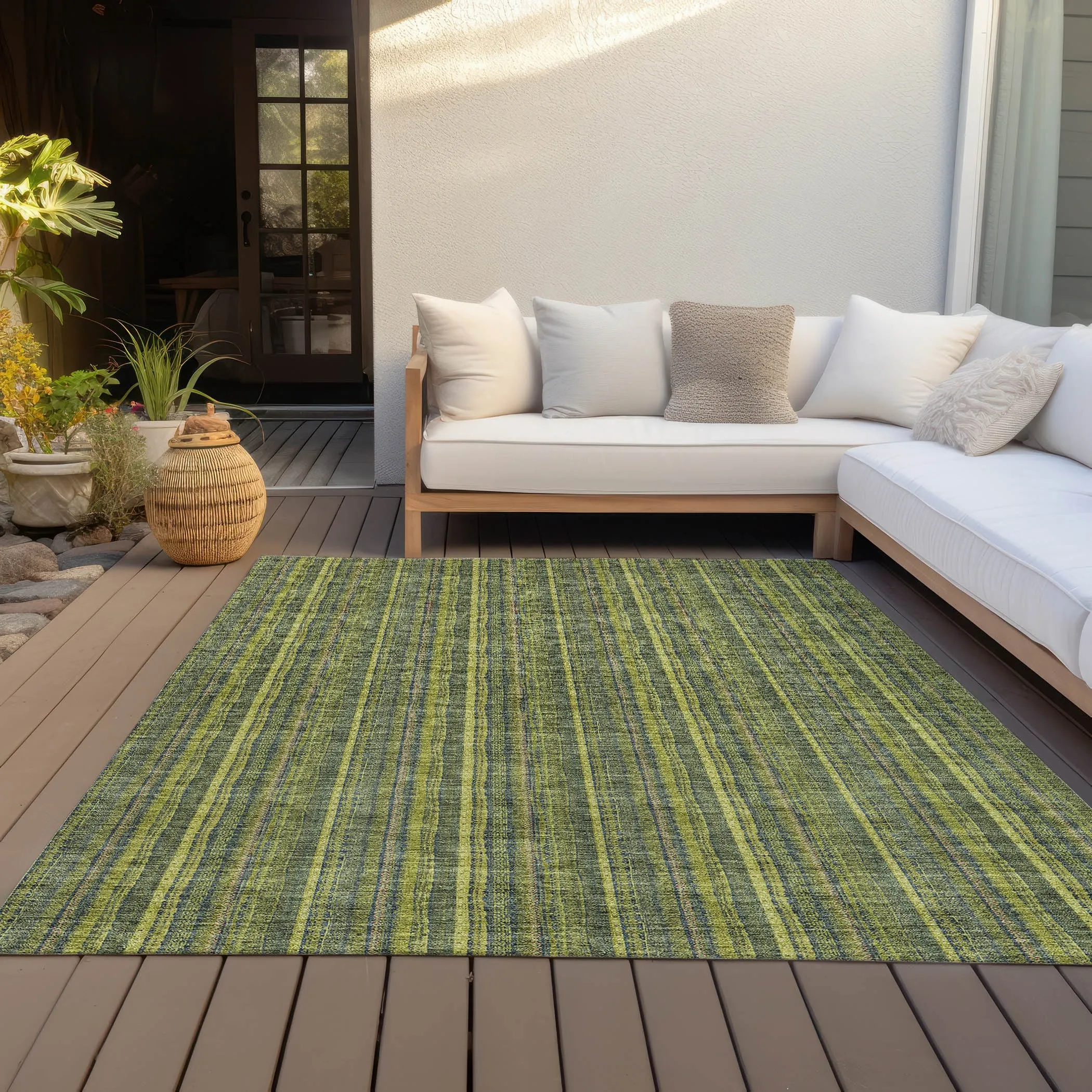 Machine Washable Indoor/ Outdoor Stripe Chantille Rug