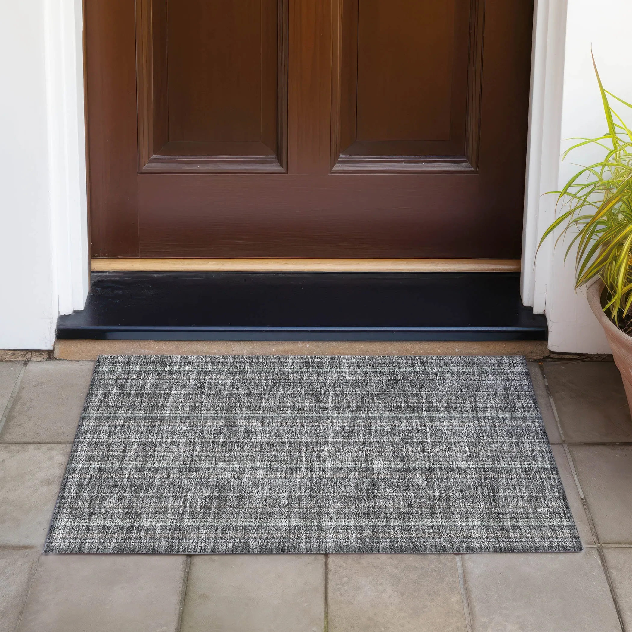 Machine Washable Indoor/ Outdoor Stripe Chantille Rug