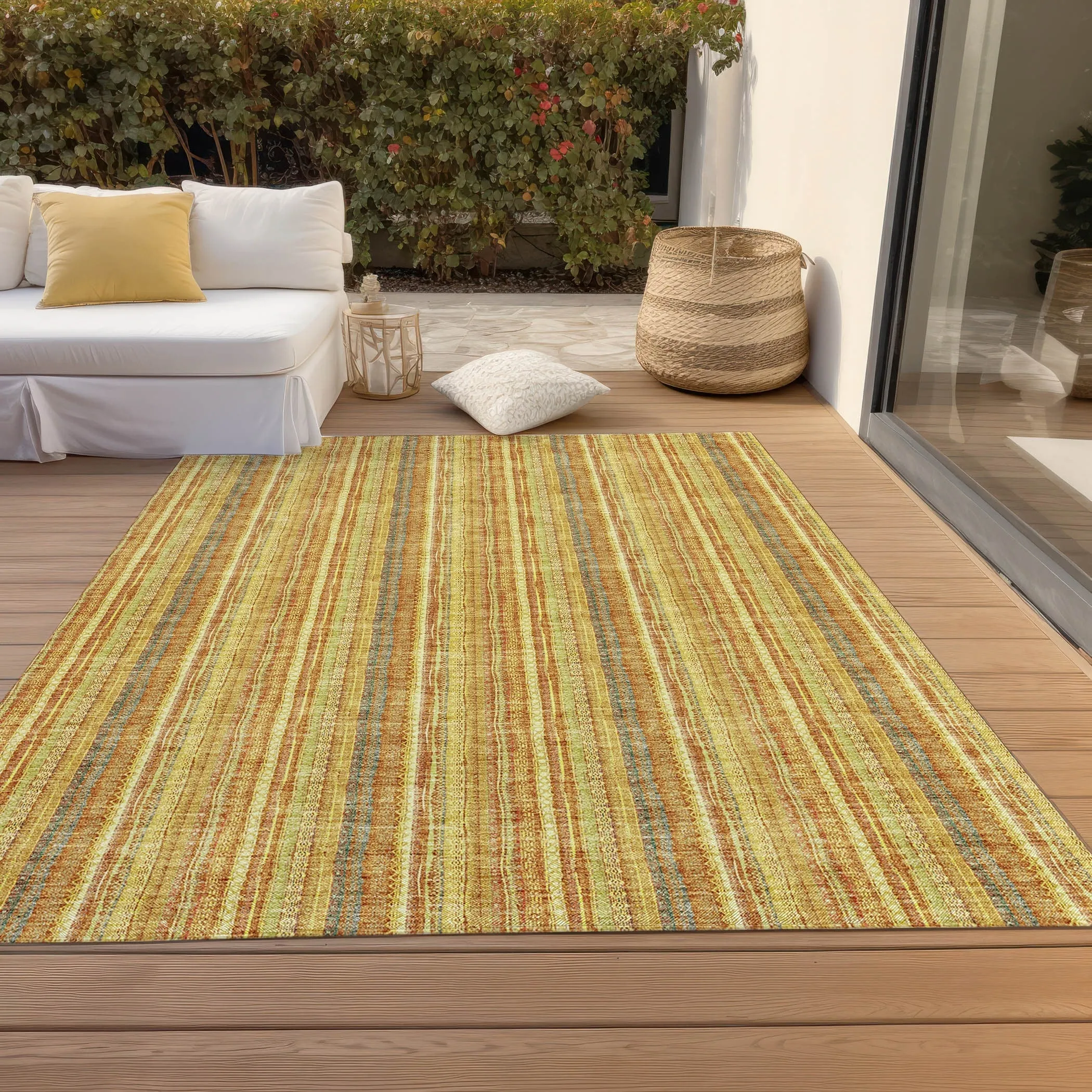 Machine Washable Indoor/ Outdoor Stripe Chantille Rug