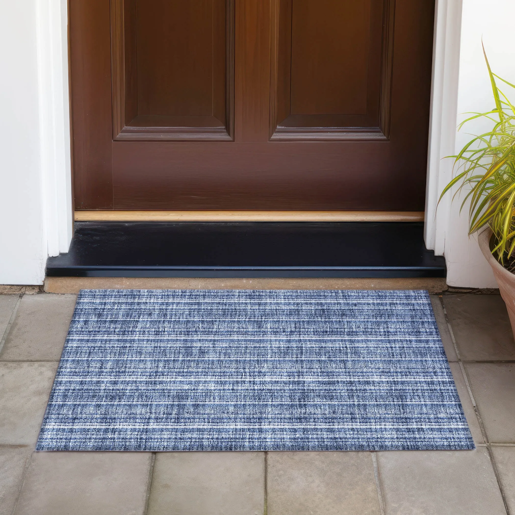 Machine Washable Indoor/ Outdoor Stripe Chantille Rug