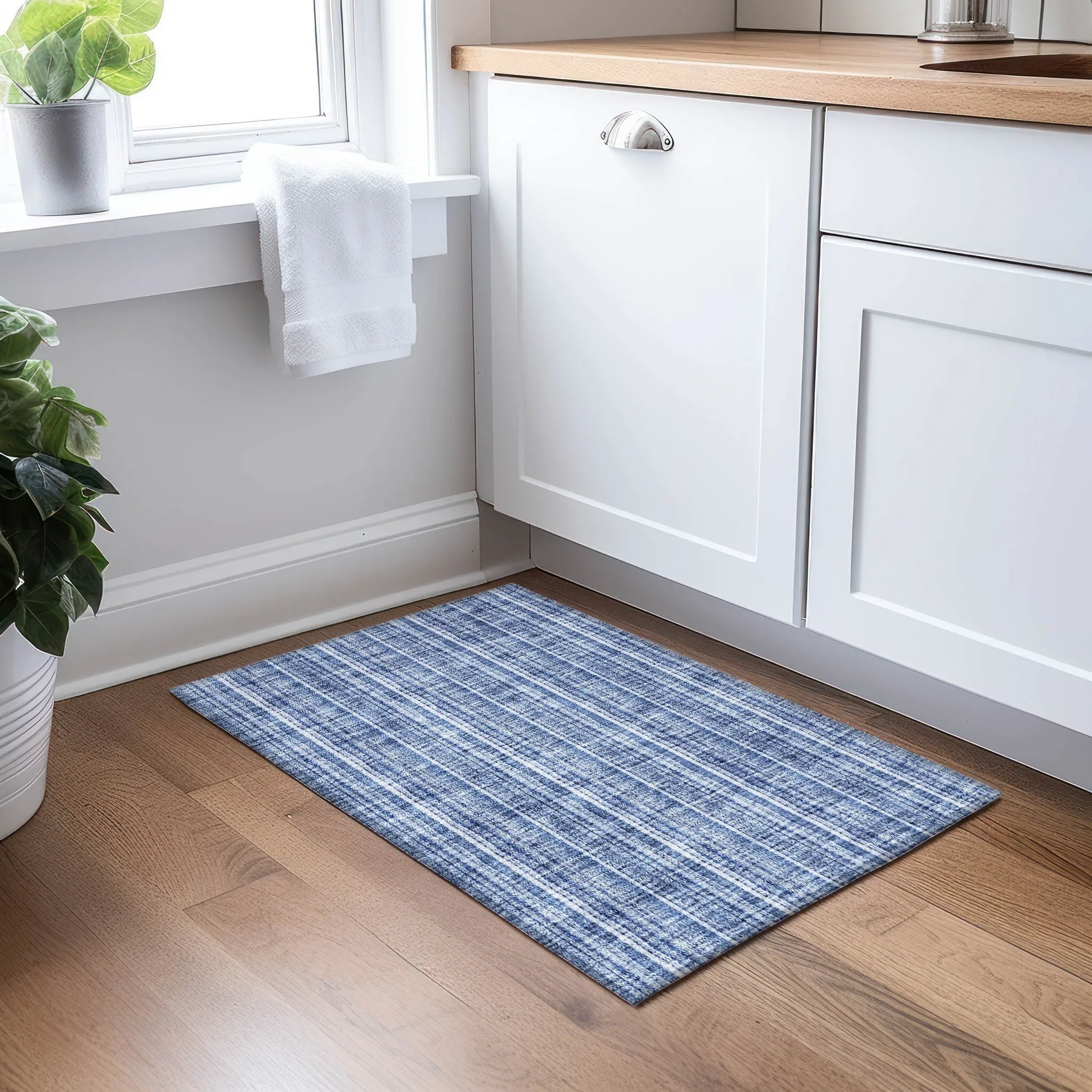 Machine Washable Indoor/ Outdoor Stripe Chantille Rug