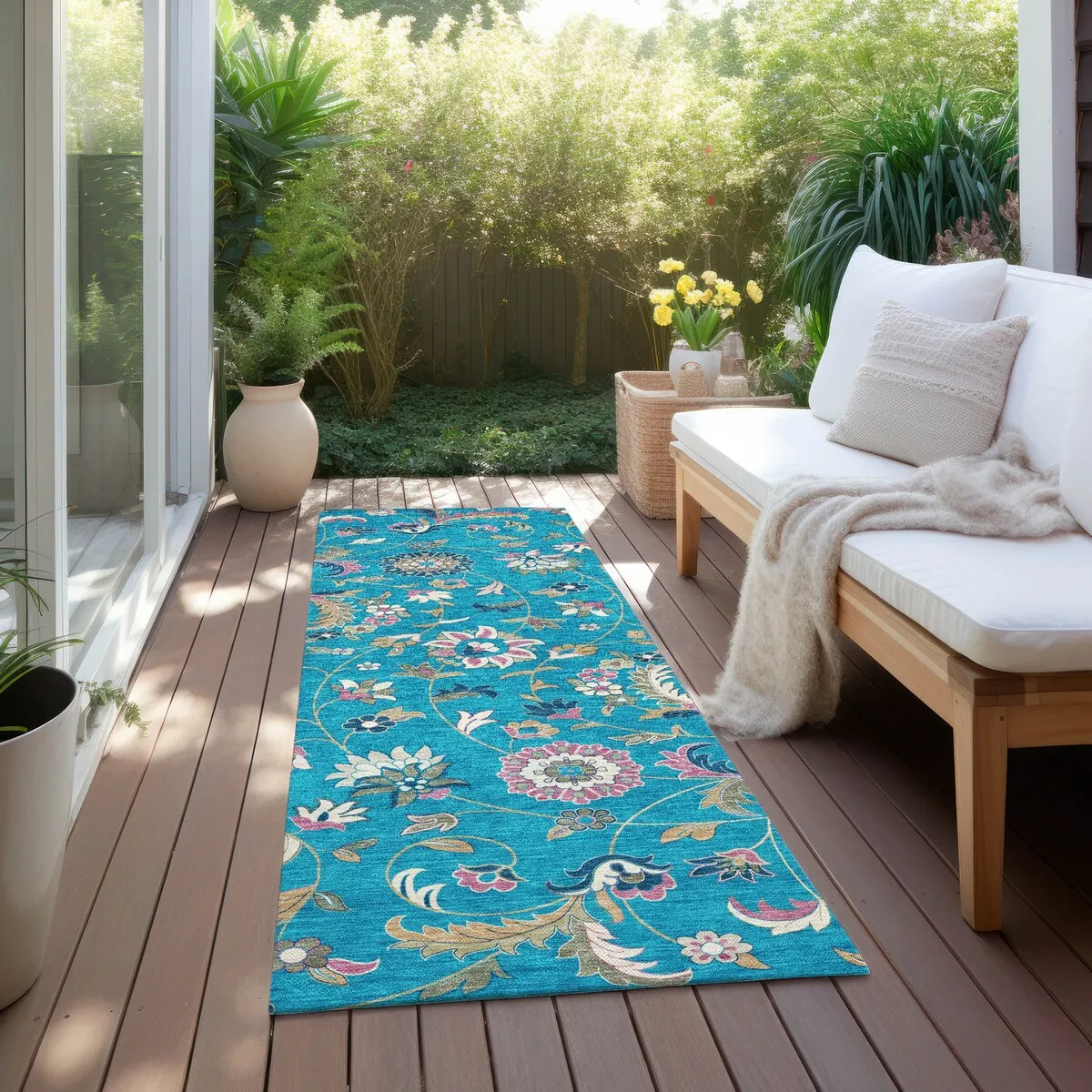 Machine Washable Indoor/ Outdoor Traditional Chantille Rug