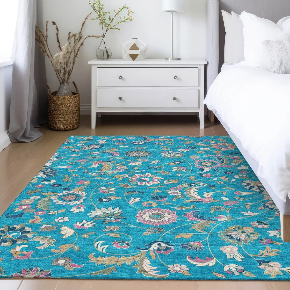 Machine Washable Indoor/ Outdoor Traditional Chantille Rug