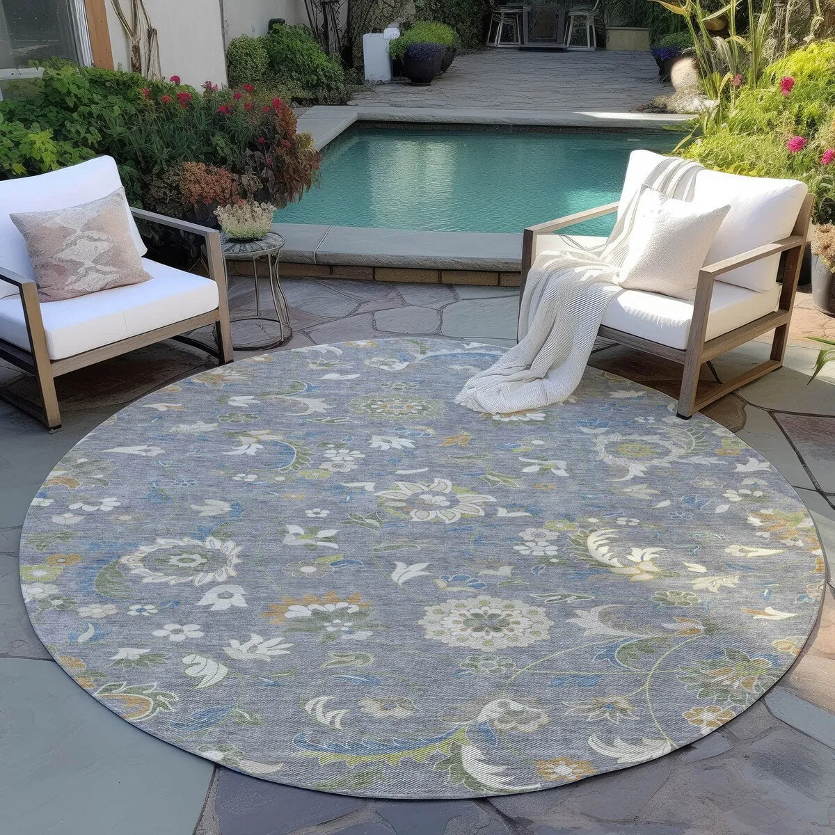 Machine Washable Indoor/ Outdoor Traditional Chantille Rug