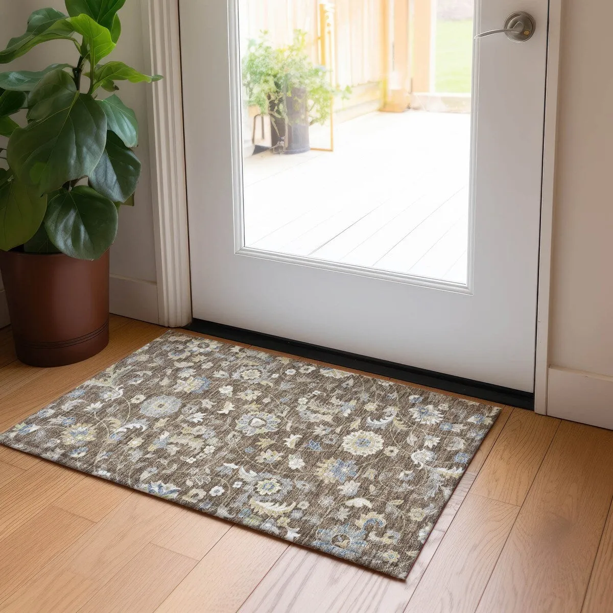 Machine Washable Indoor/ Outdoor Traditional Chantille Rug