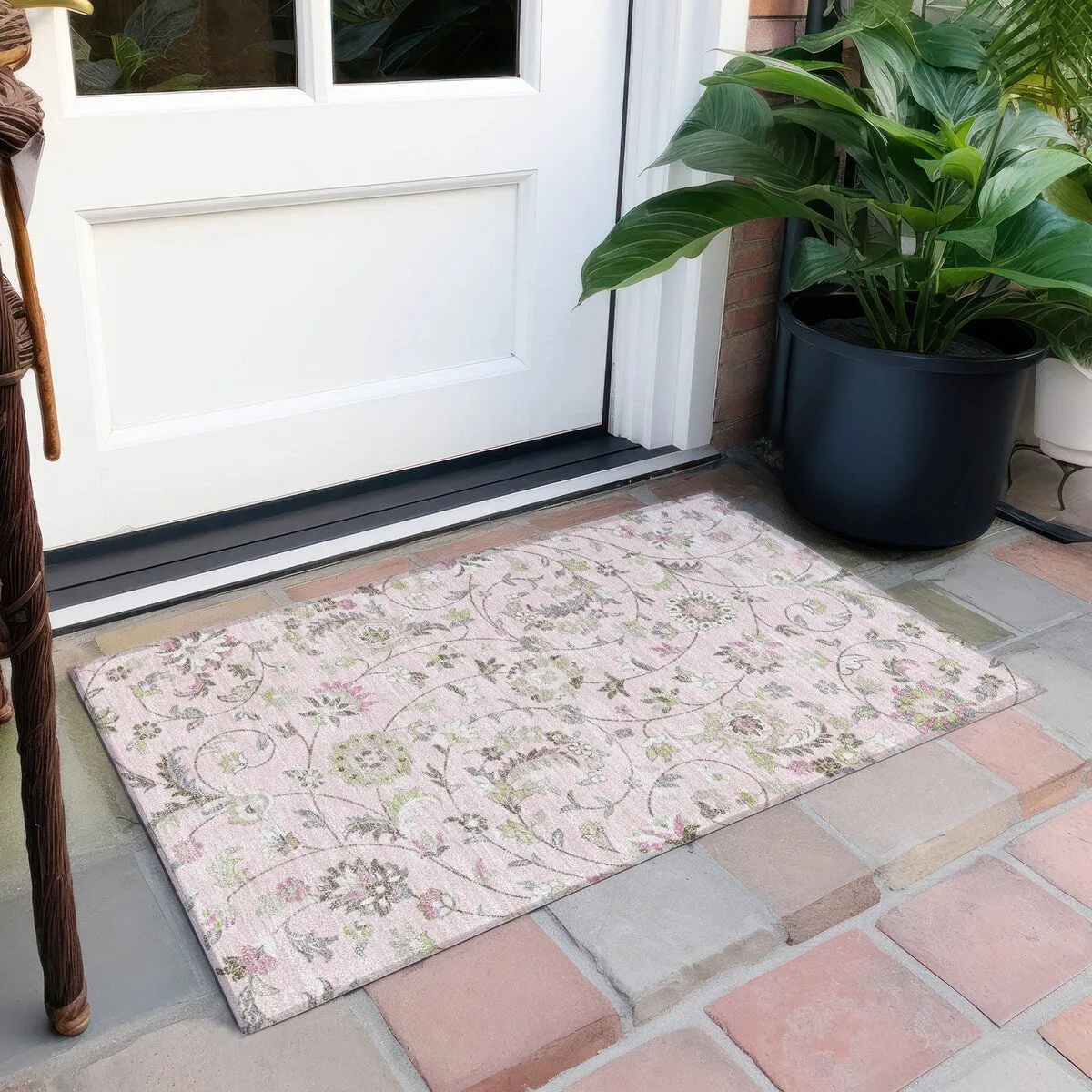 Machine Washable Indoor/ Outdoor Traditional Chantille Rug
