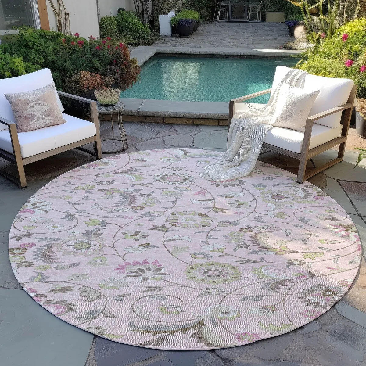 Machine Washable Indoor/ Outdoor Traditional Chantille Rug