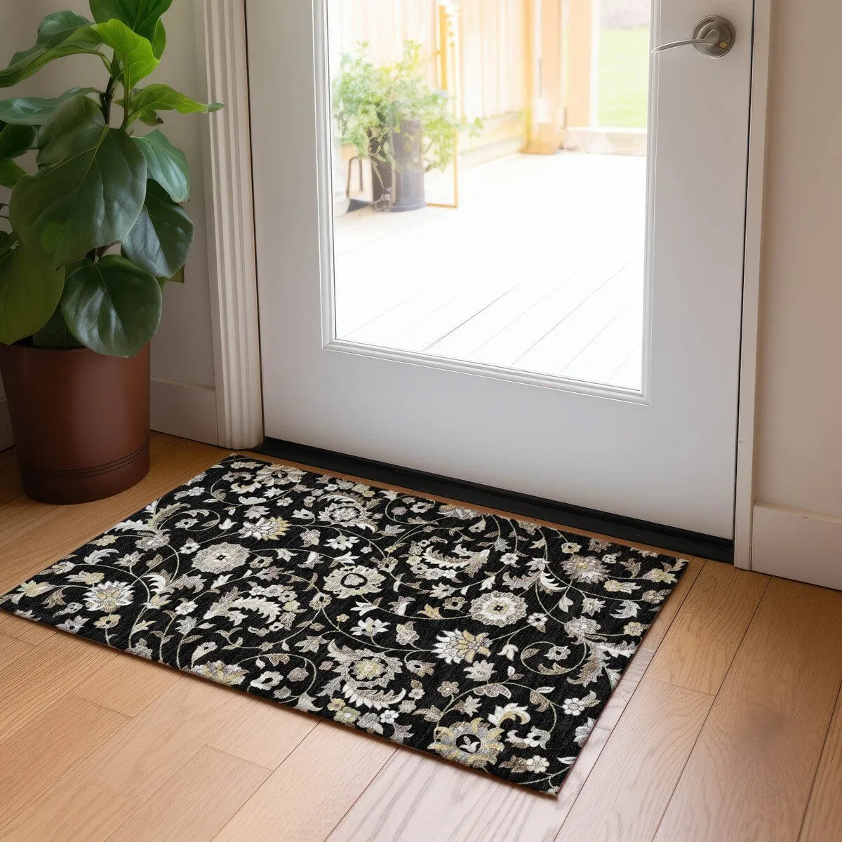 Machine Washable Indoor/ Outdoor Traditional Chantille Rug