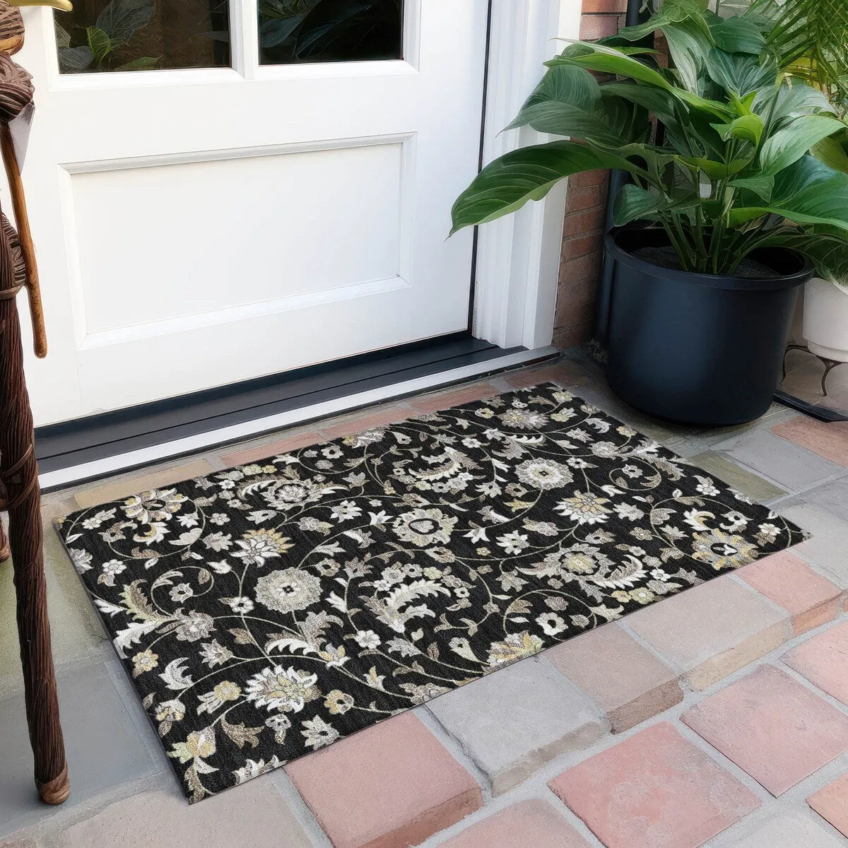 Machine Washable Indoor/ Outdoor Traditional Chantille Rug