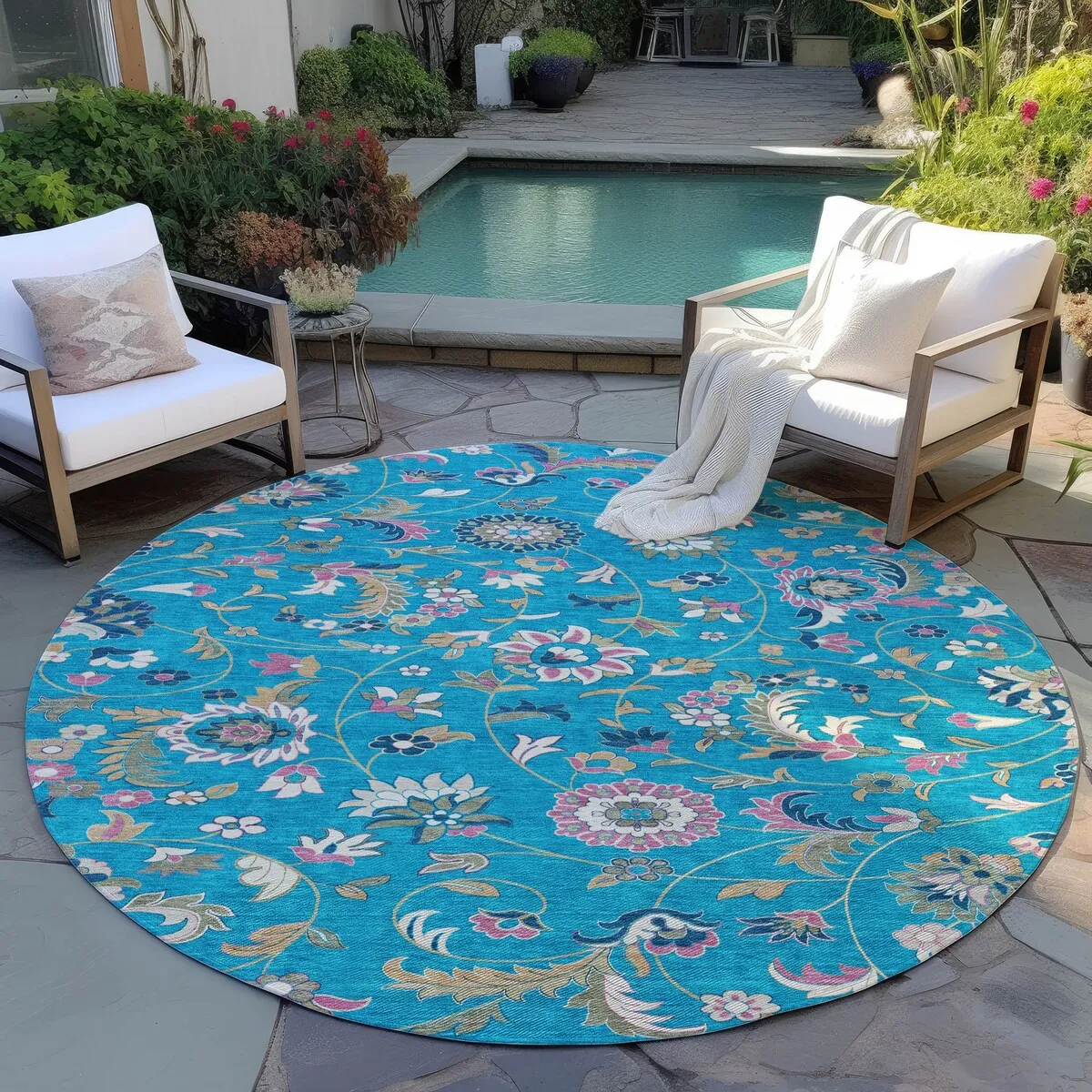 Machine Washable Indoor/ Outdoor Traditional Chantille Rug