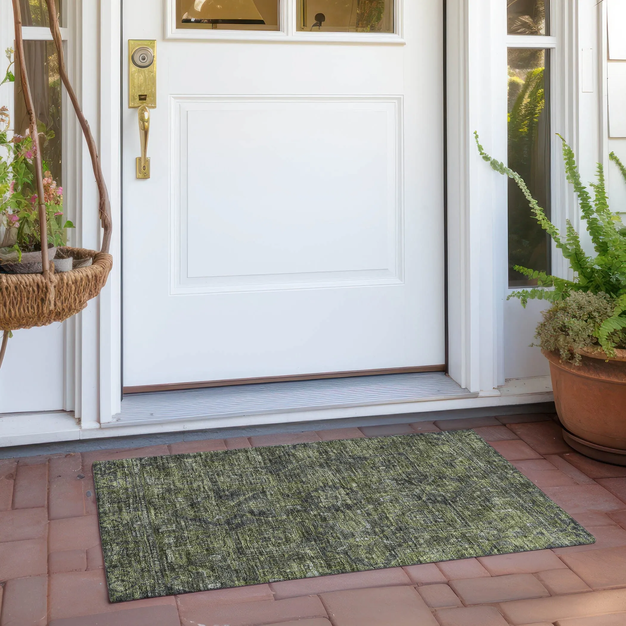 Machine Washable Indoor/ Outdoor Traditional Persian Chantille Rug