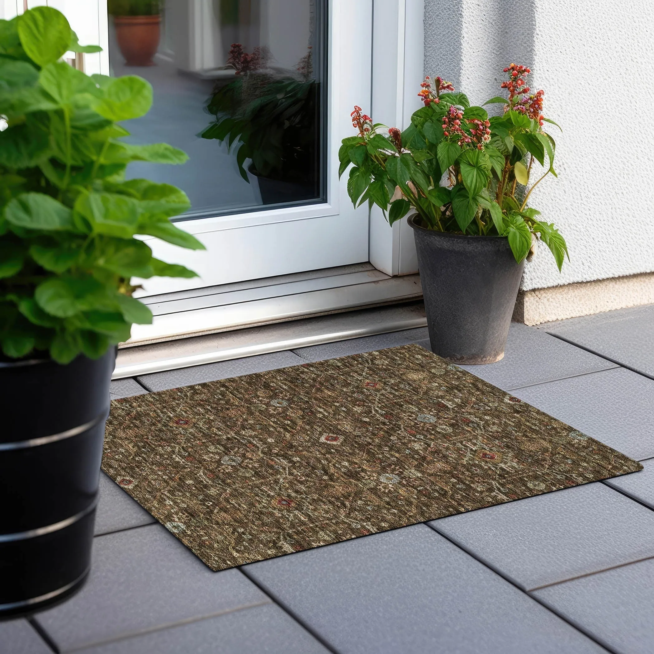Machine Washable Indoor/ Outdoor Traditional Persian Chantille Rug