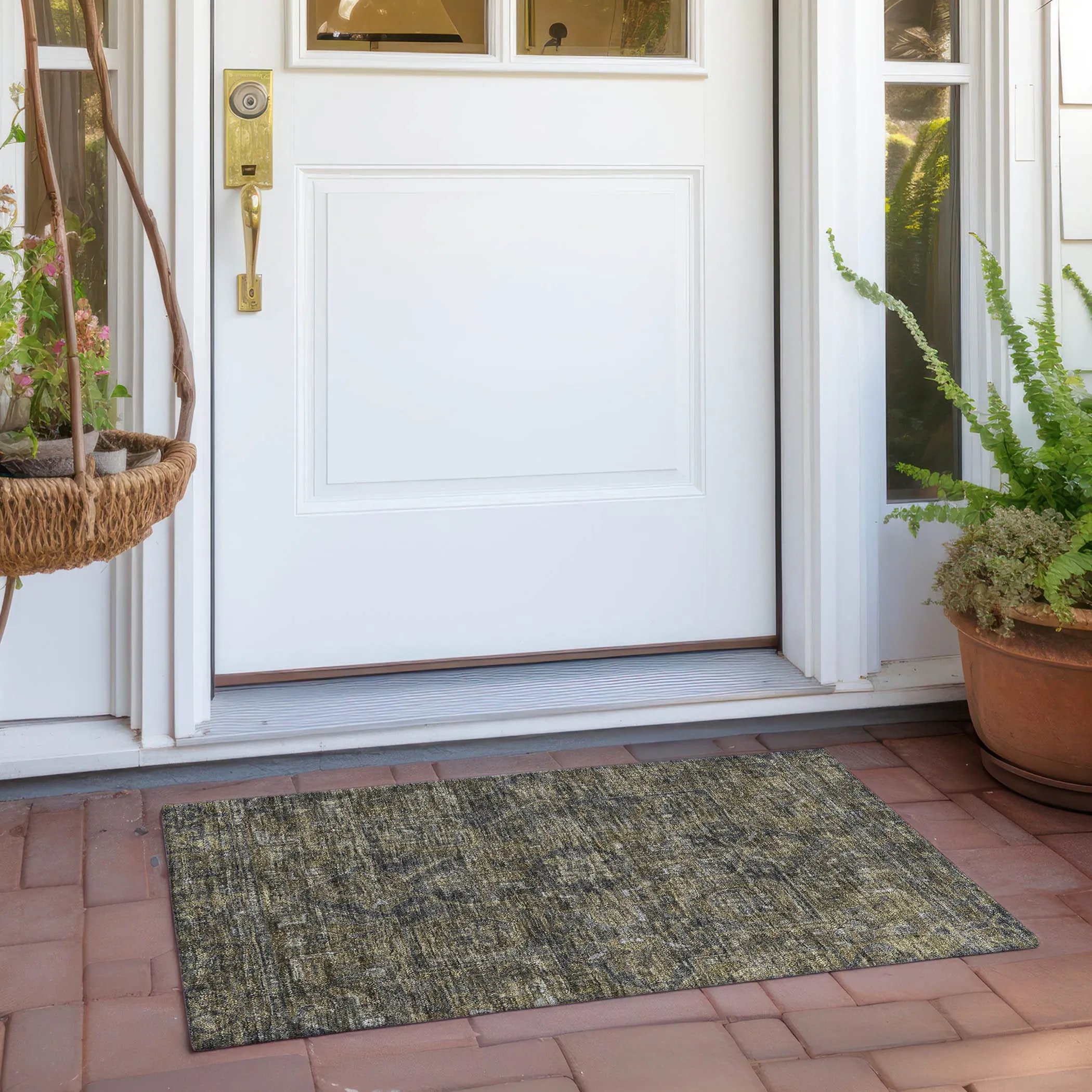 Machine Washable Indoor/ Outdoor Traditional Persian Chantille Rug