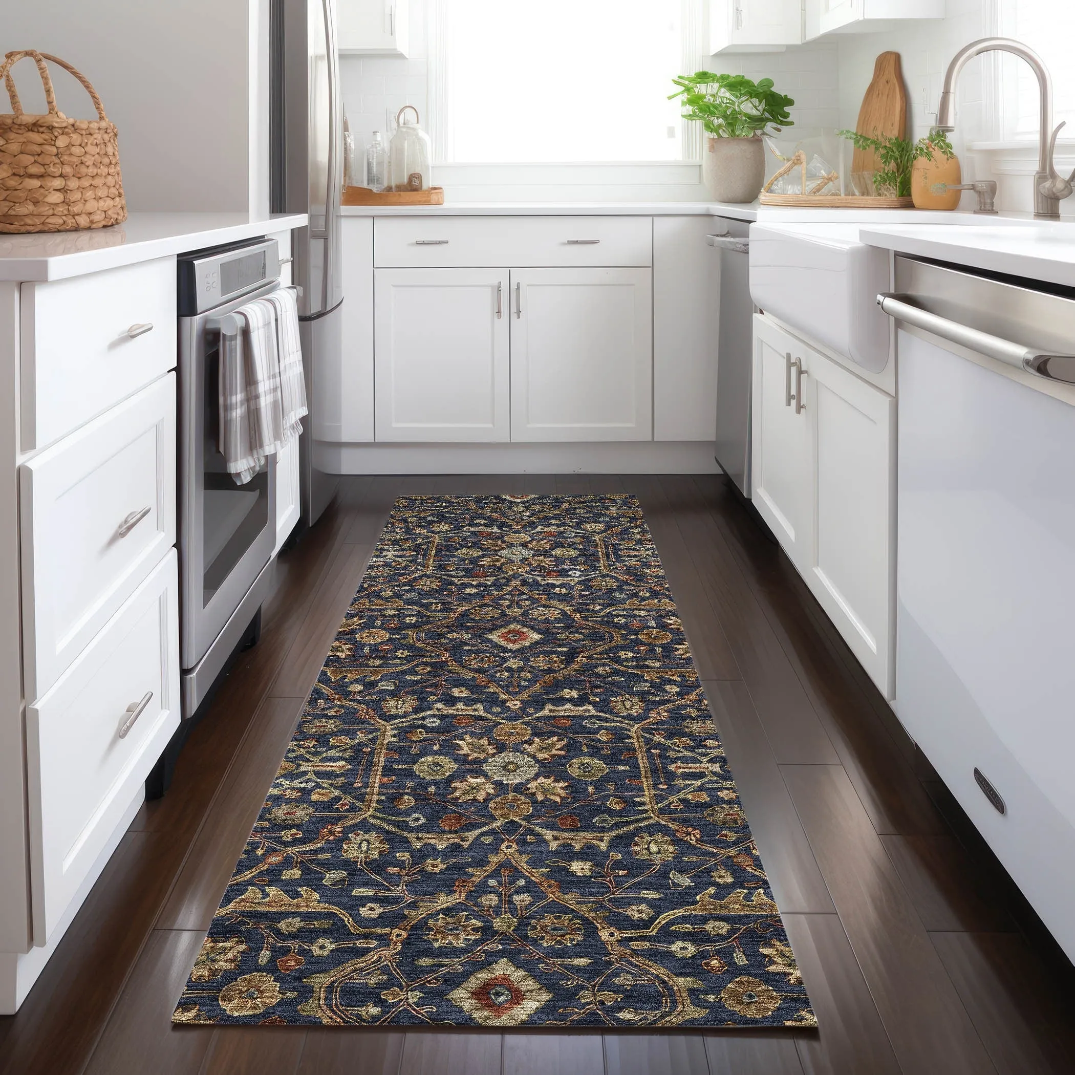 Machine Washable Indoor/ Outdoor Traditional Persian Chantille Rug
