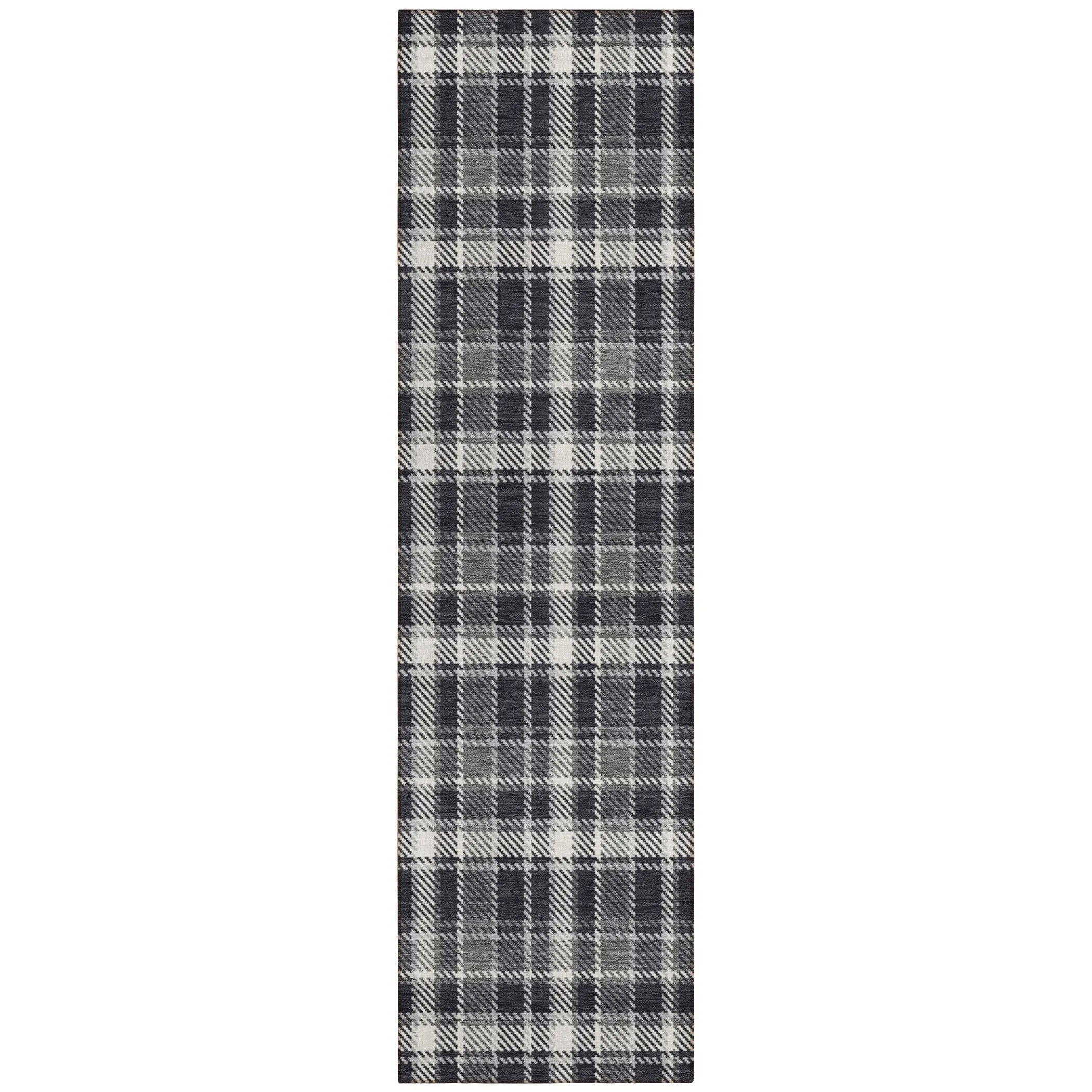 Machine Washable Indoor/ Outdoor Traditional Plaid Chantille Rug