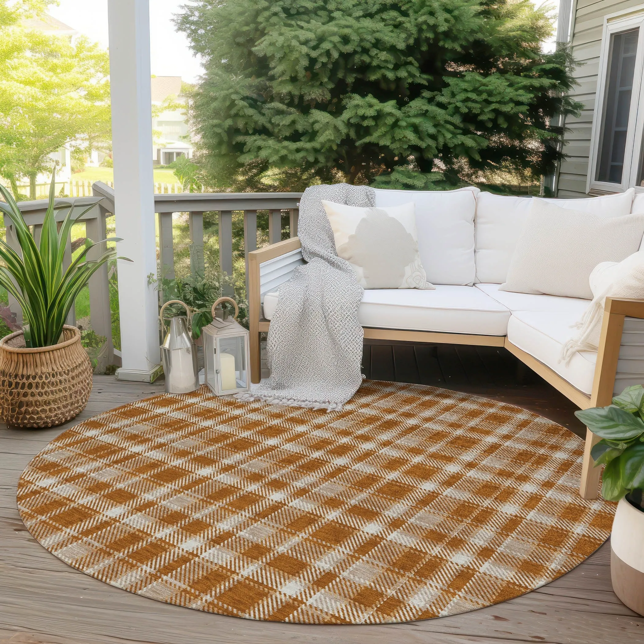 Machine Washable Indoor/ Outdoor Traditional Plaid Chantille Rug