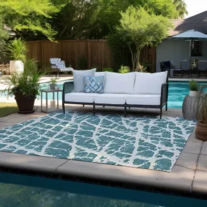 Machine Washable Indoor/ Outdoor Transitional Teal Crackle Chantille Rug