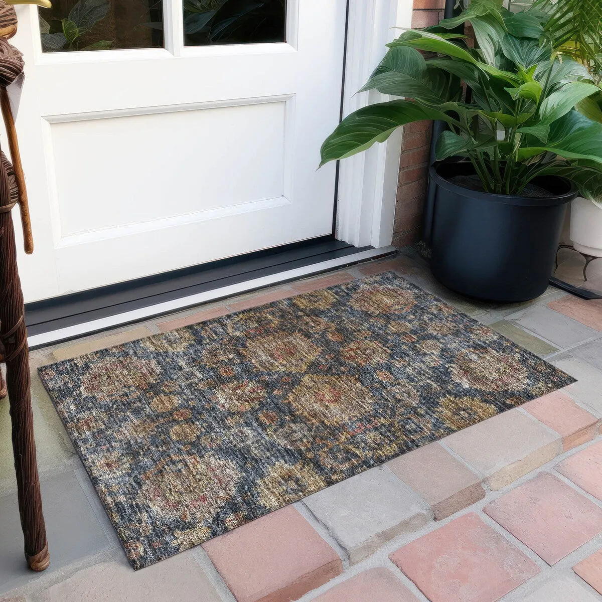 Machine Washable Indoor/ Outdoor Vintage Persian Chantille Rug