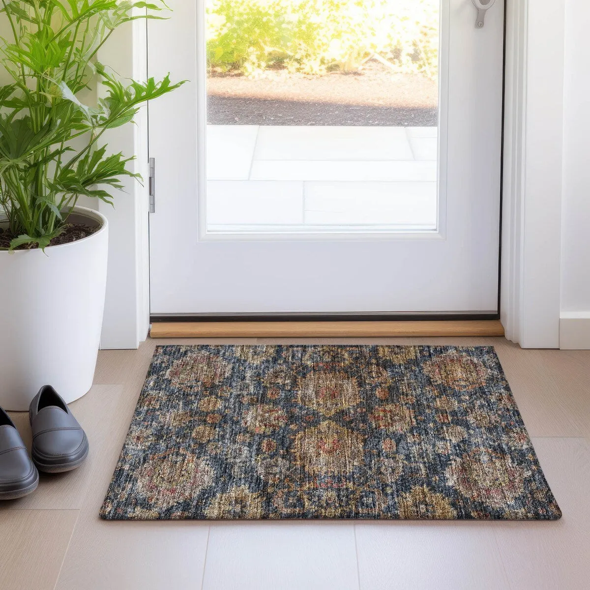 Machine Washable Indoor/ Outdoor Vintage Persian Chantille Rug