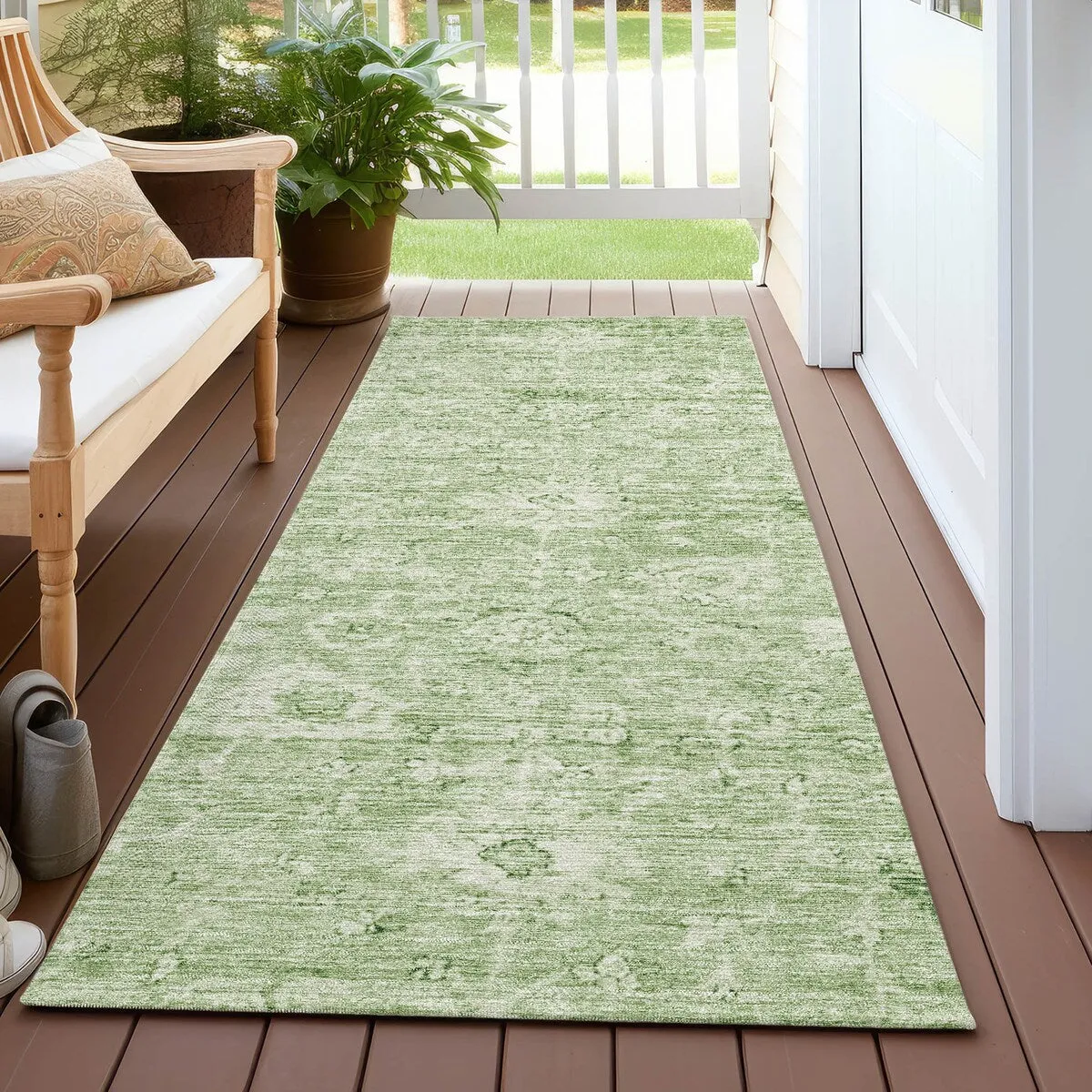 Machine Washable Indoor/ Outdoor Vintage Traditional Chantille Rug