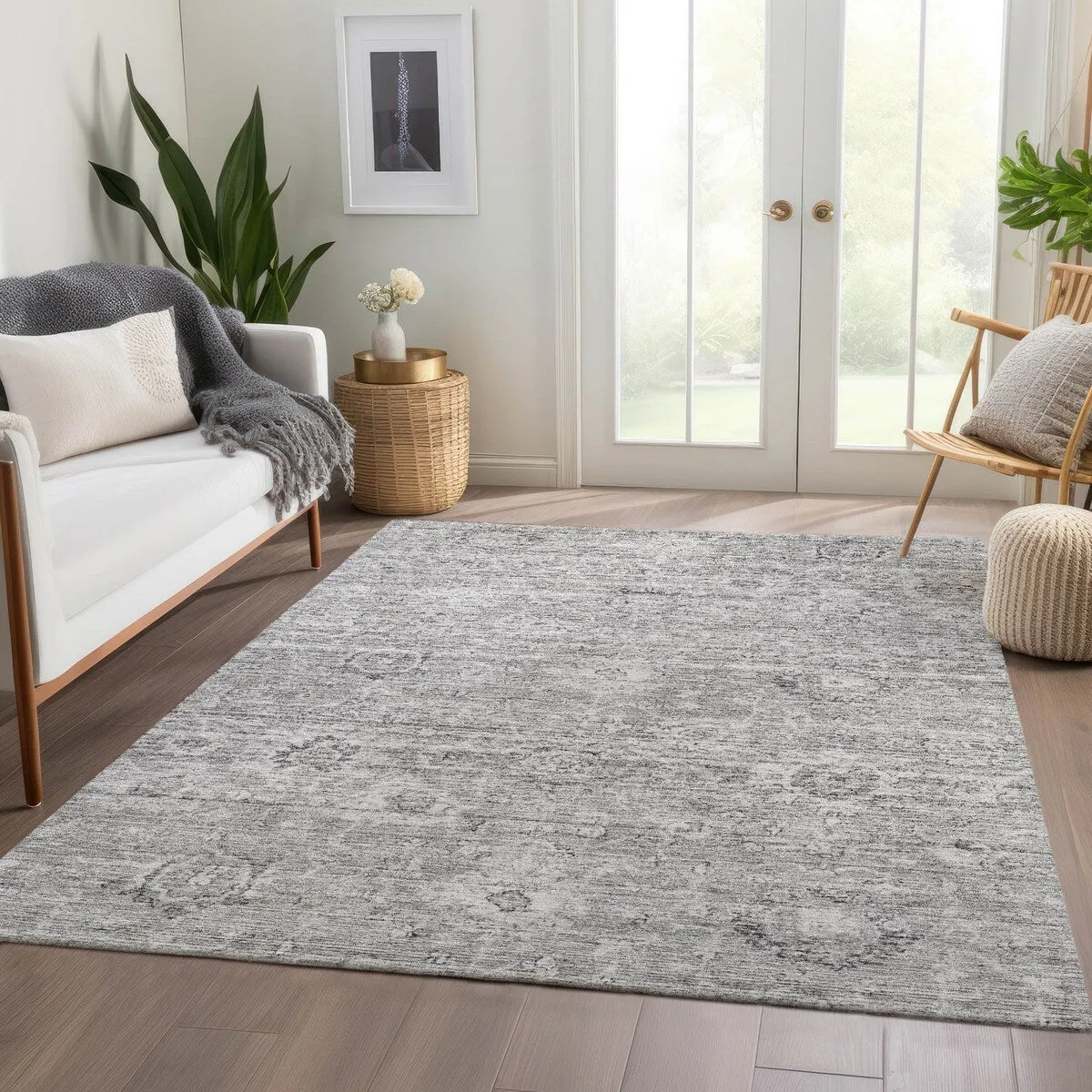 Machine Washable Indoor/ Outdoor Vintage Traditional Chantille Rug