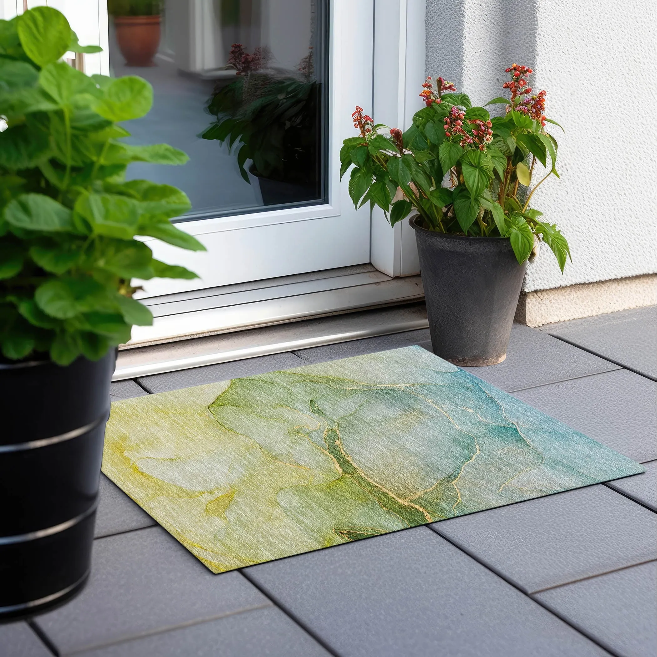 Machine Washable Indoor/ Outdoor Watercolor Chantille Rug