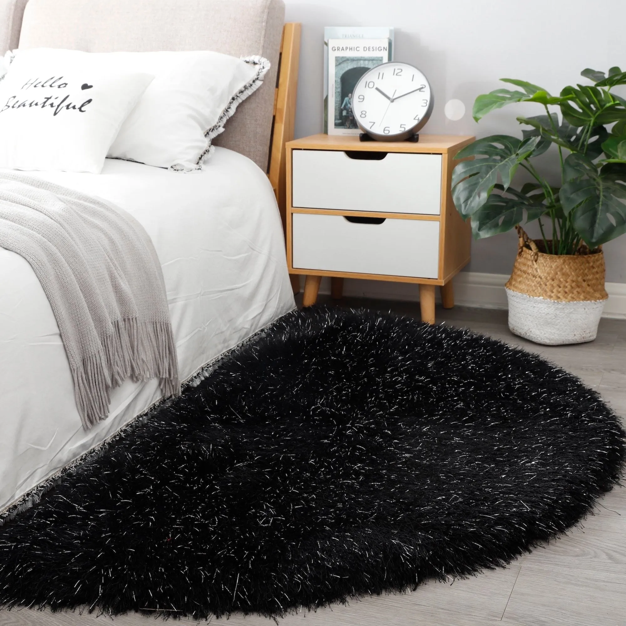 Manhattan Polyester Half Moon Area Rug. 2.5' x 4.5' - 2'5'' X 4'5''