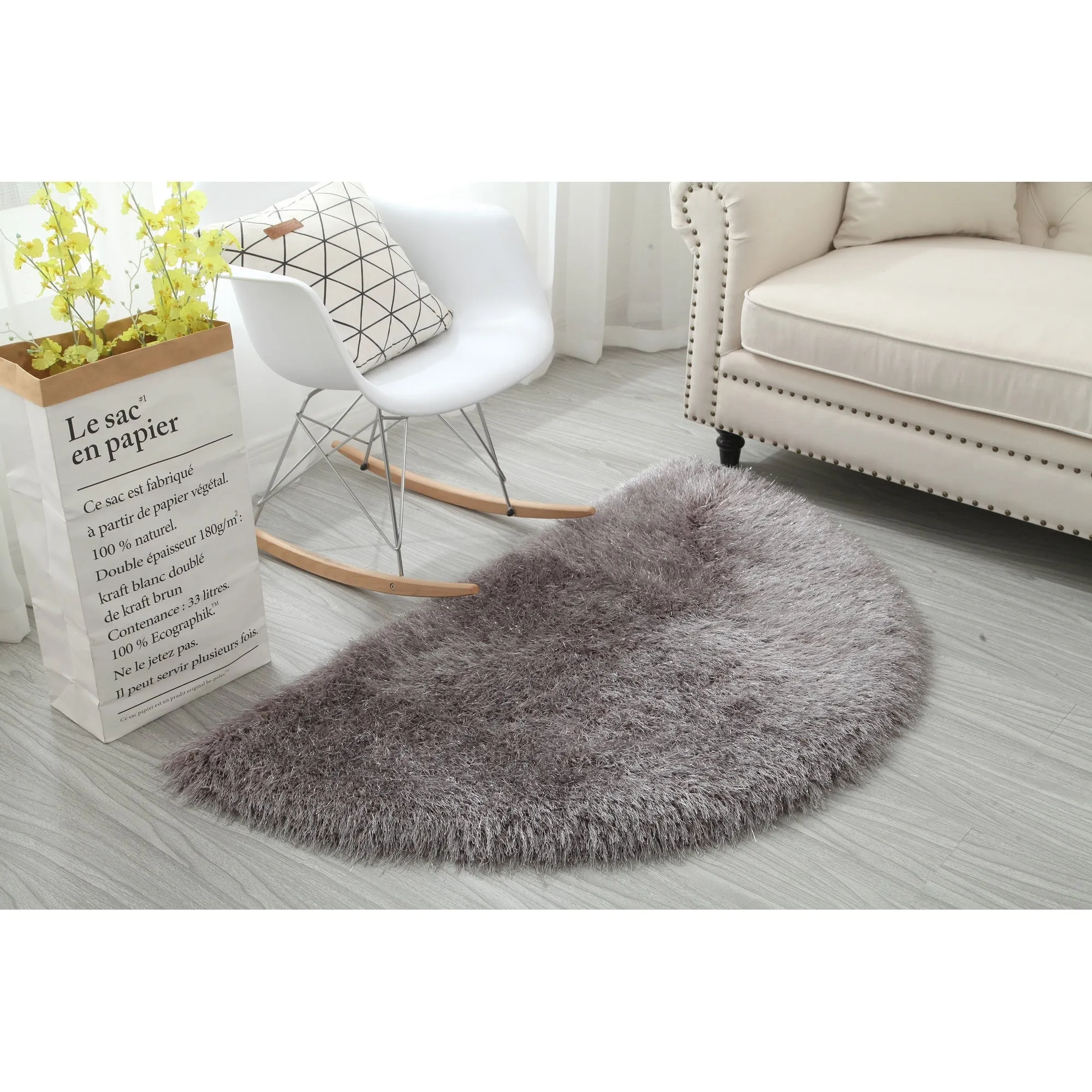 Manhattan Polyester Half Moon Area Rug. 2.5' x 4.5' - 2'5'' X 4'5''