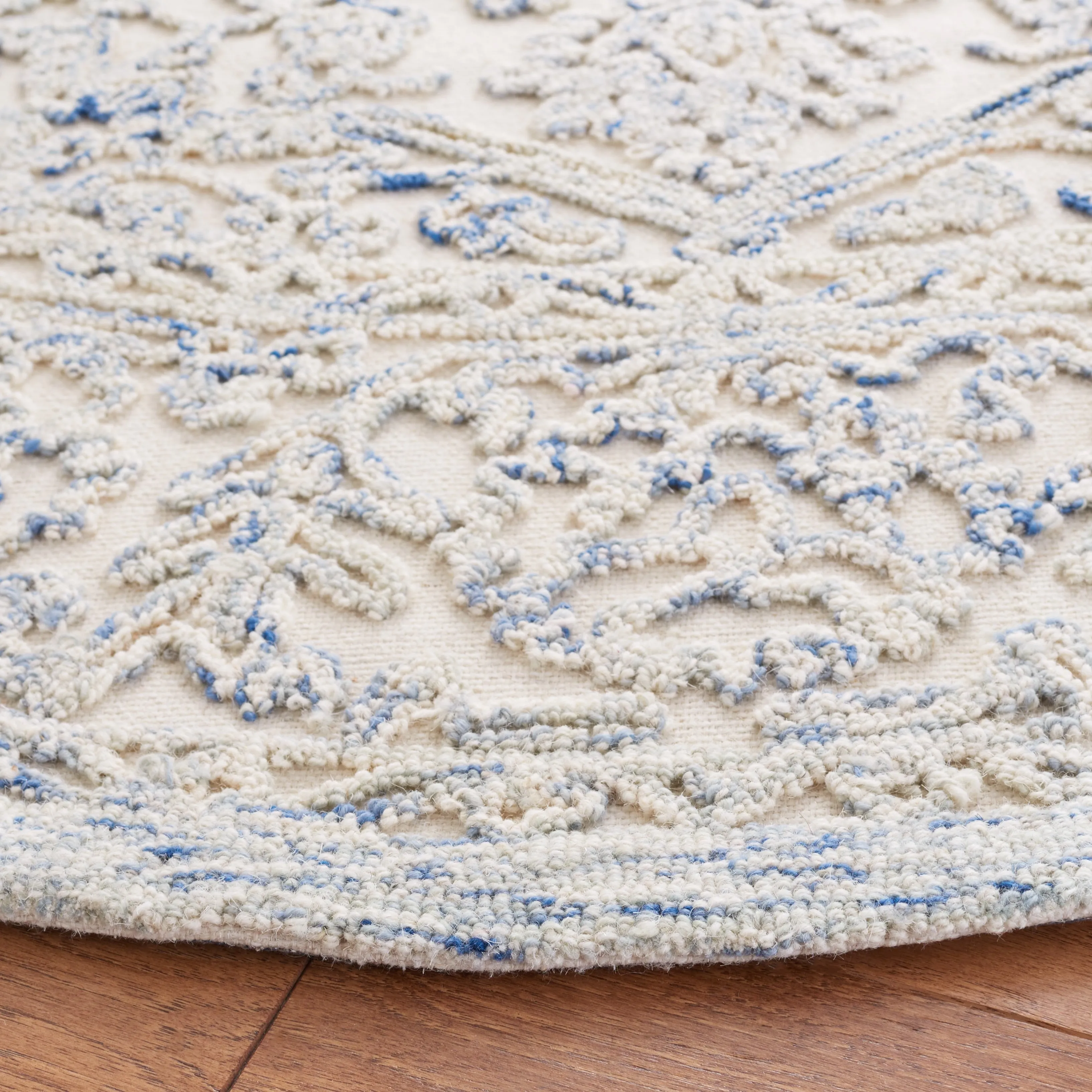 Martha Stewart by SAFAVIEH Handmade Gieze Wool Rug