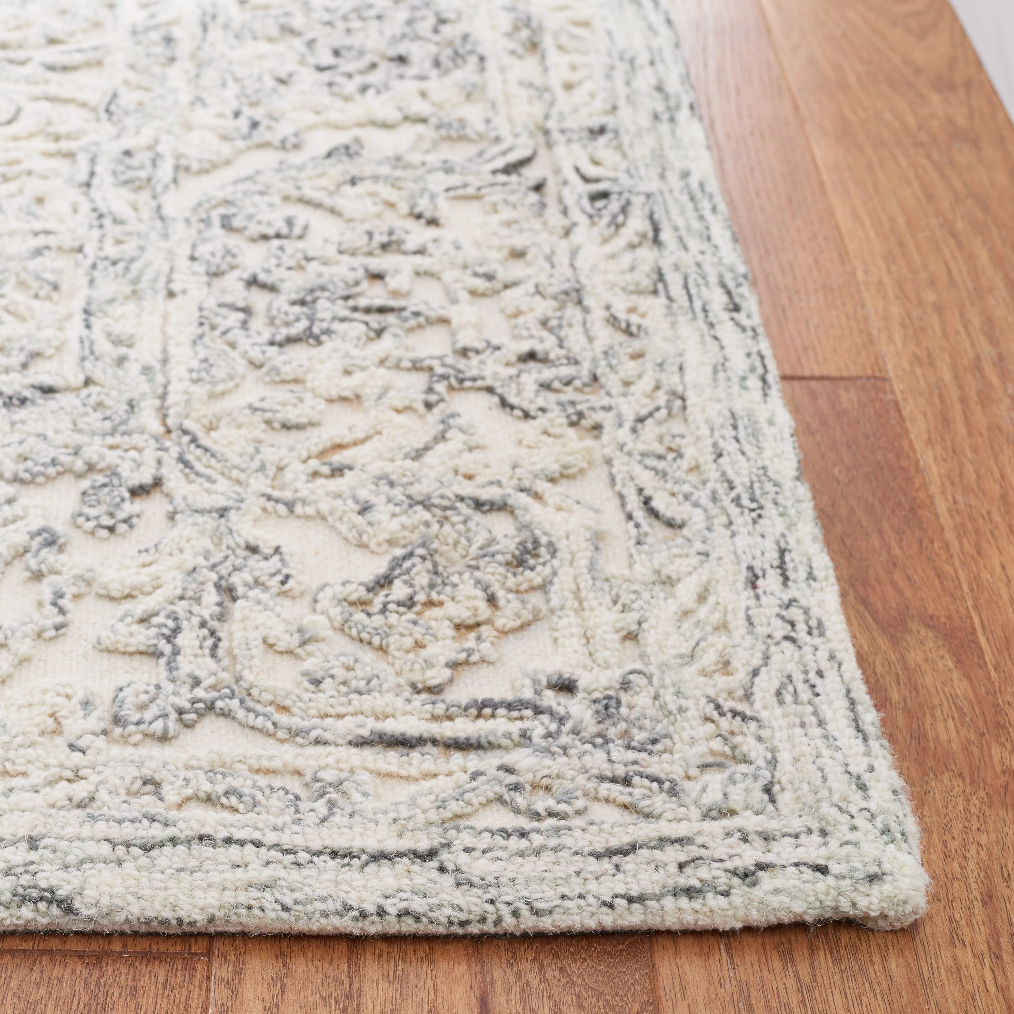 Martha Stewart by SAFAVIEH Handmade Gieze Wool Rug