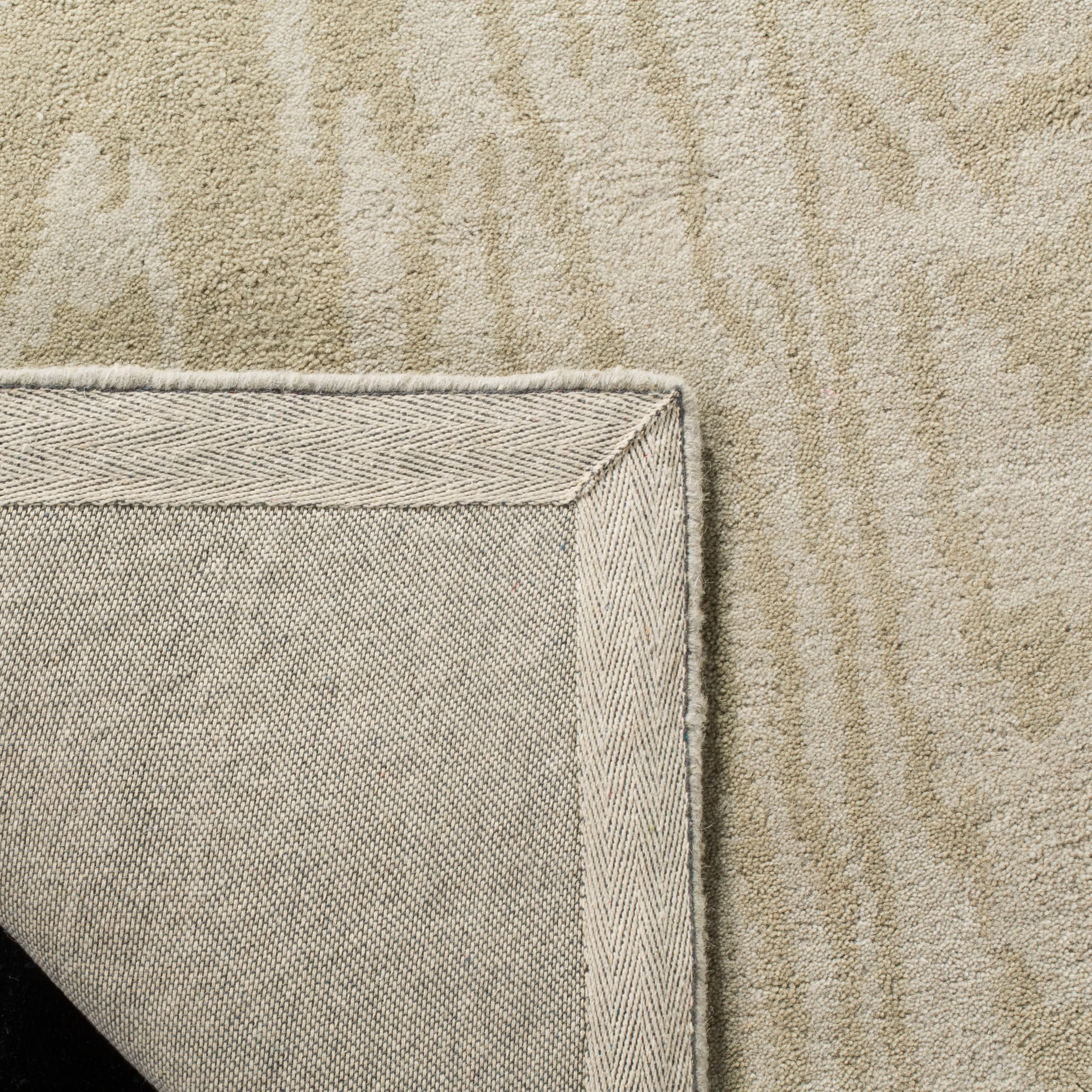 Martha Stewart by SAFAVIEH Handmade Layered Faux Bois Wool Rug