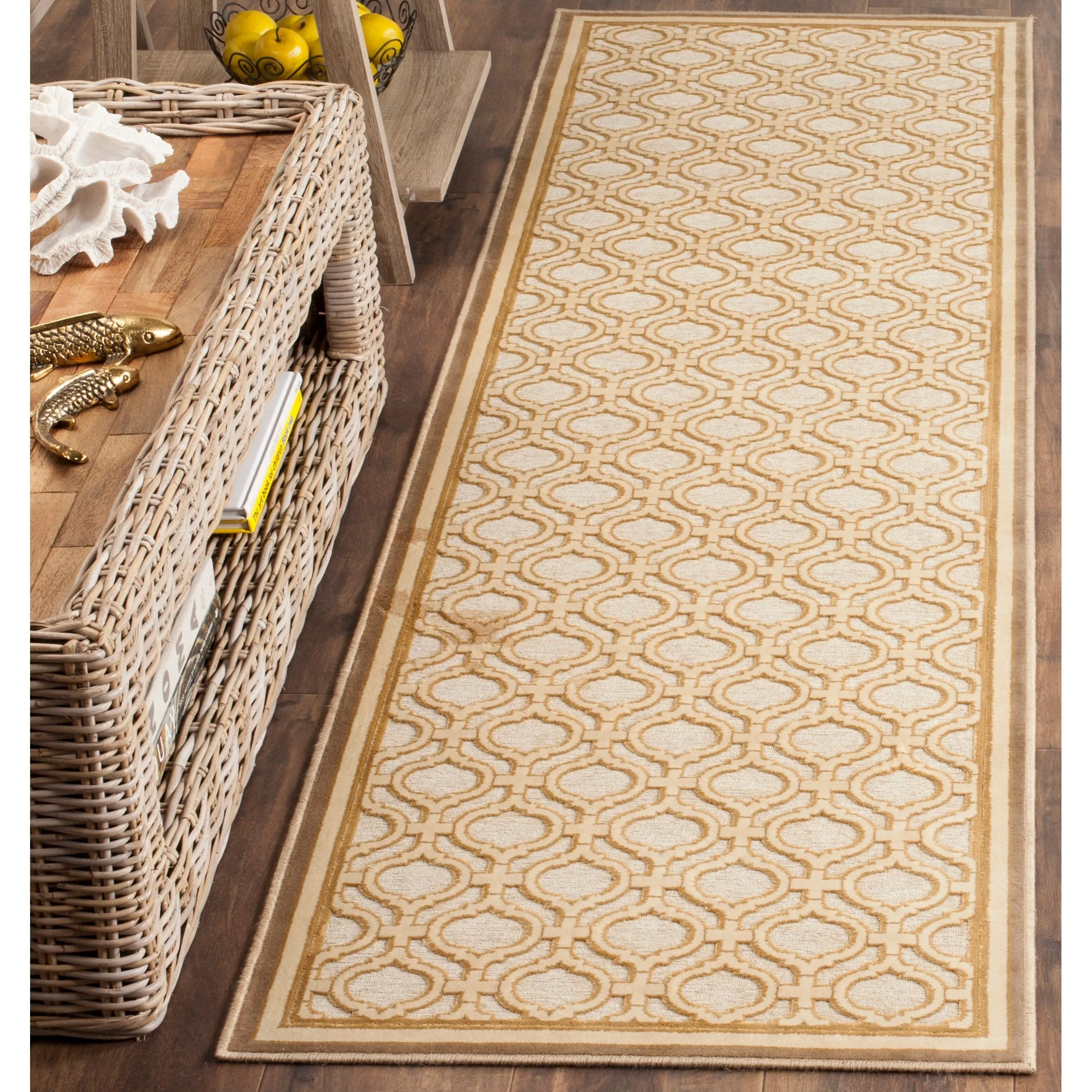 Martha Stewart by SAFAVIEH Handmade Takiko Viscose Rug