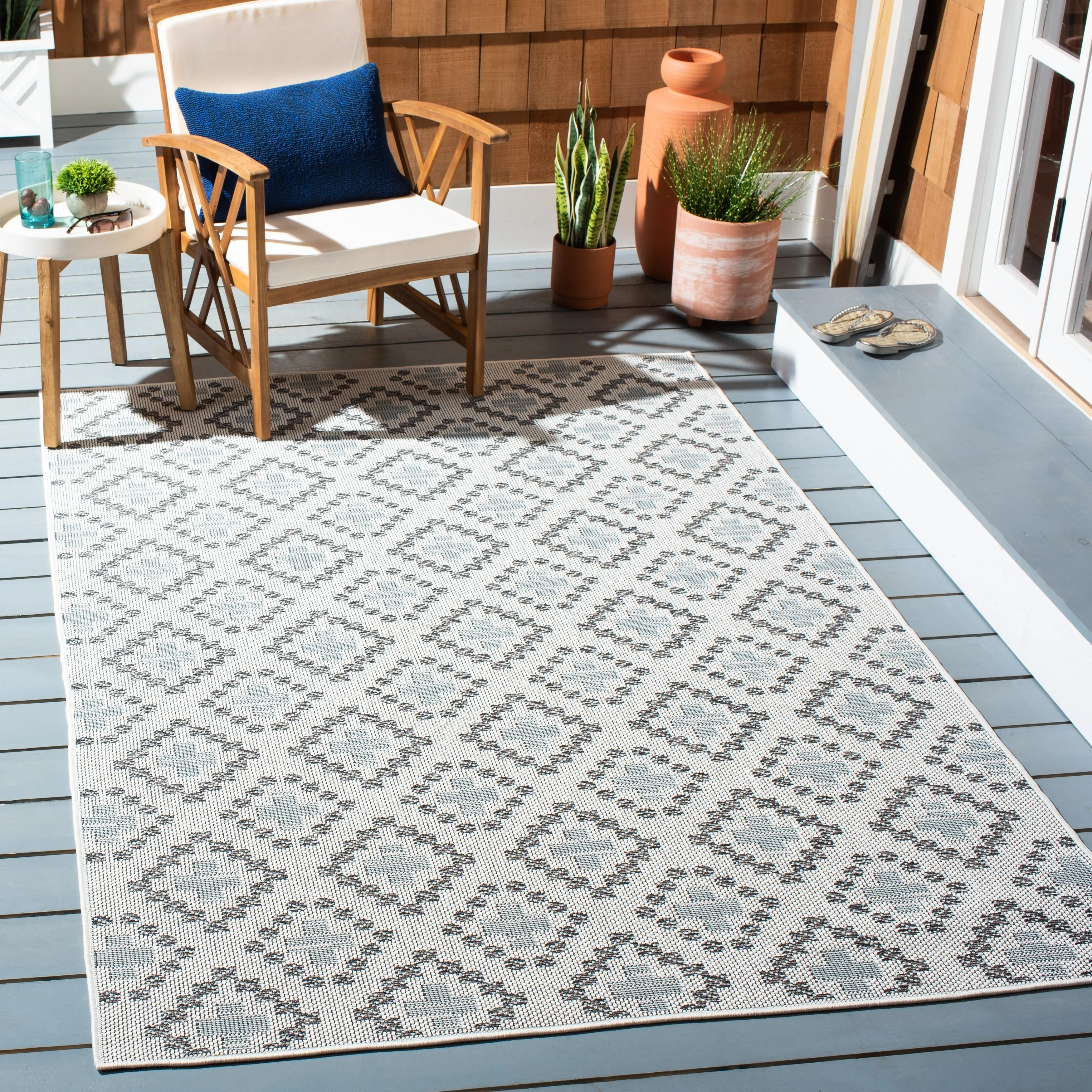 Martha Stewart by SAFAVIEH Washable Zauresh Indoor/ Outdoor Waterproof Rug