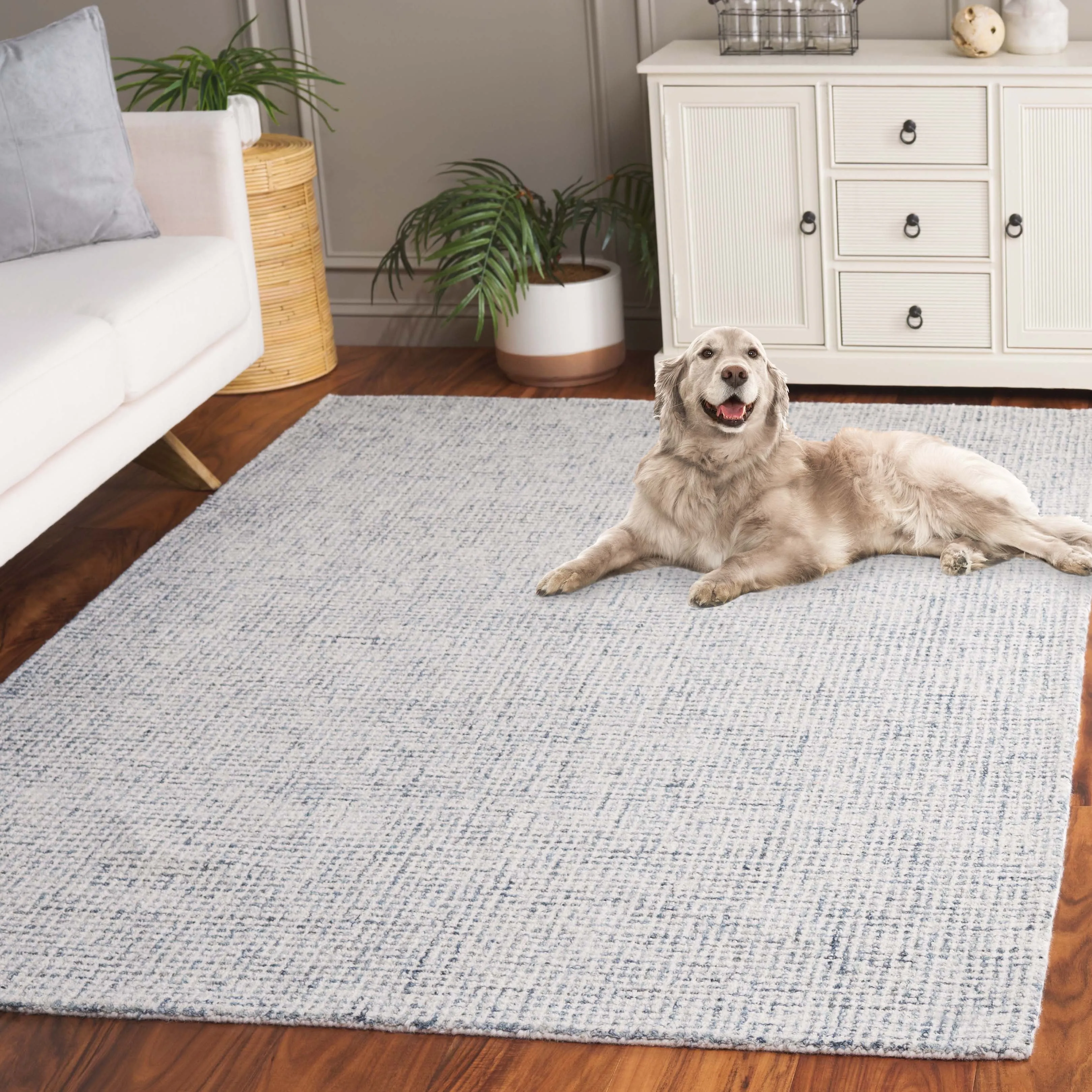 Martha Stewart Handmade Verane Contemporary Wool Rug