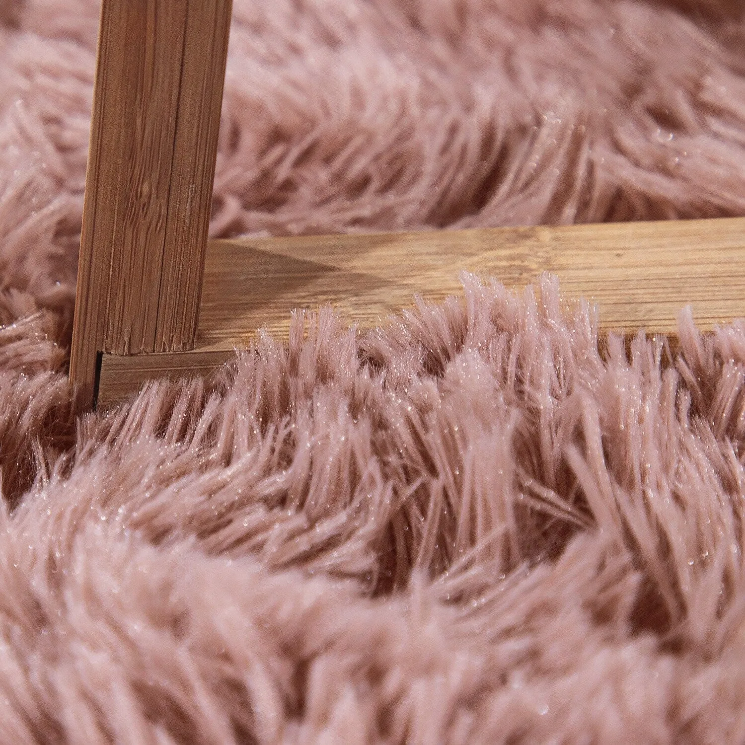 Modern Shag Rug Soft & Fluffy In Solid Colors