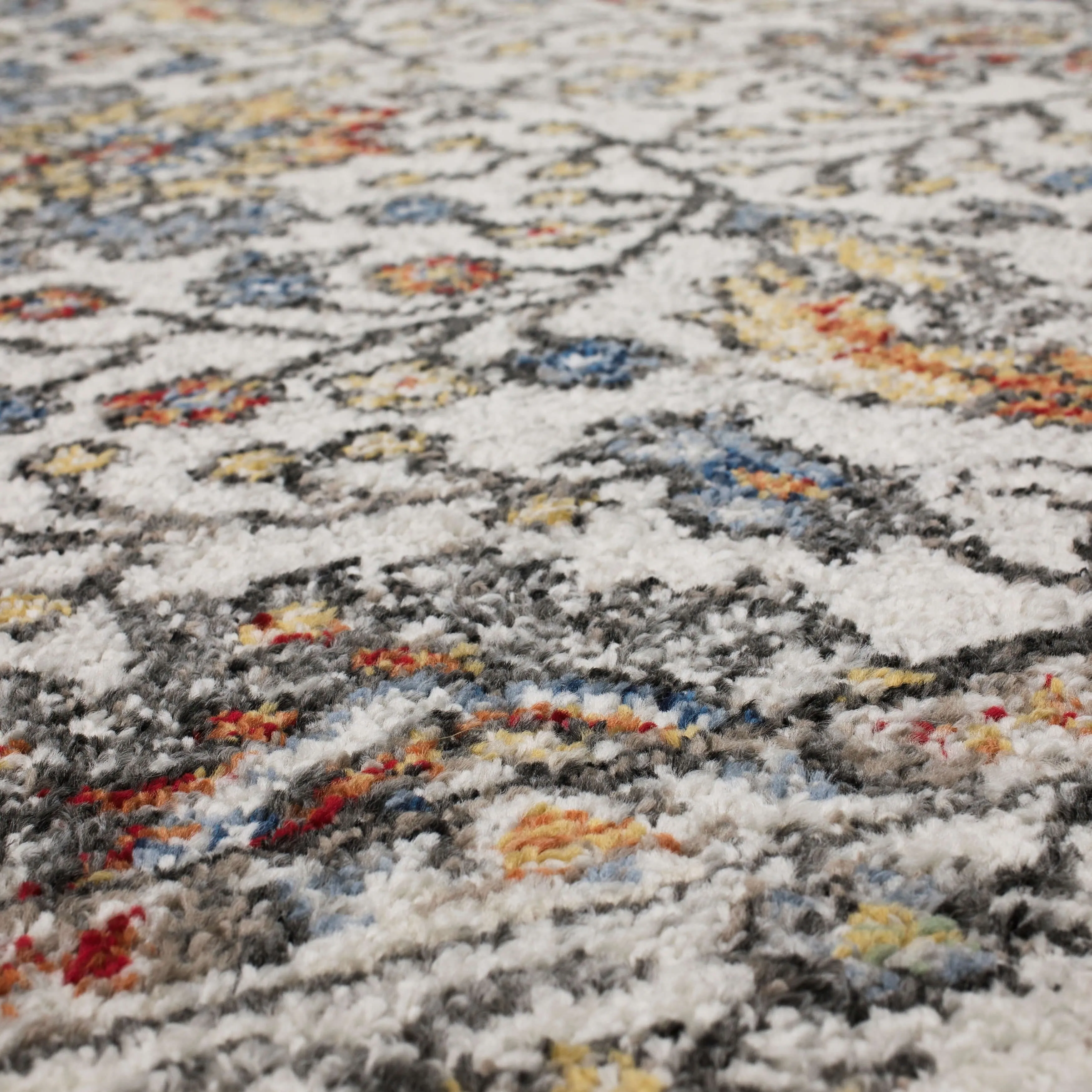 Mohawk Home Bonilla Floral Ornamental Area Rug