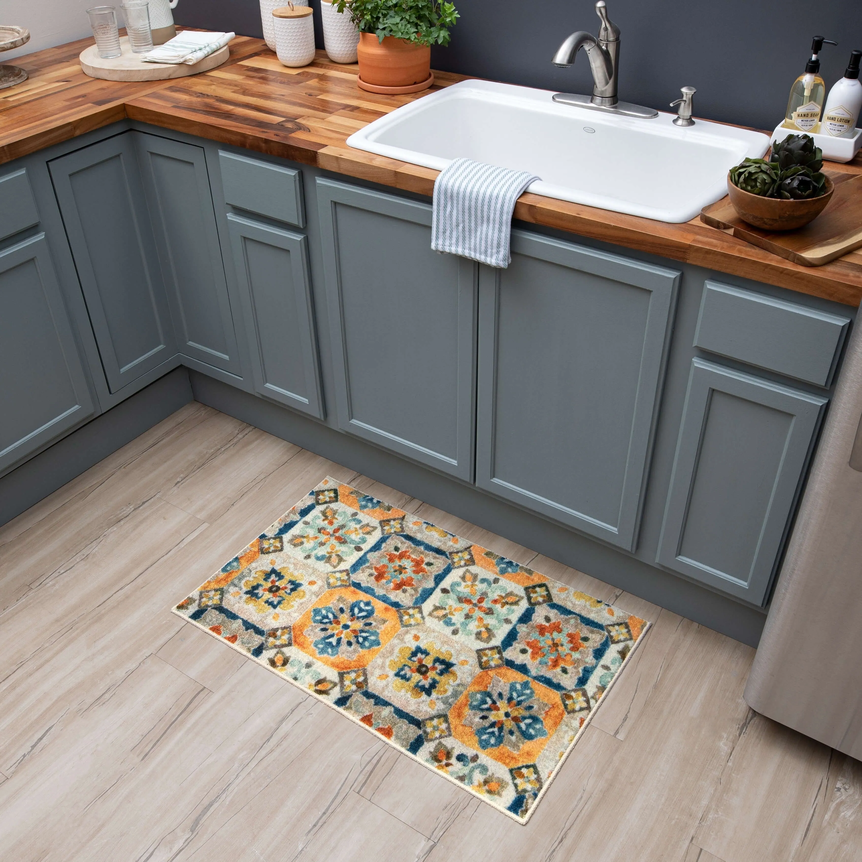 Mohawk Home Watercolor Tiles Accent Kitchen Mat