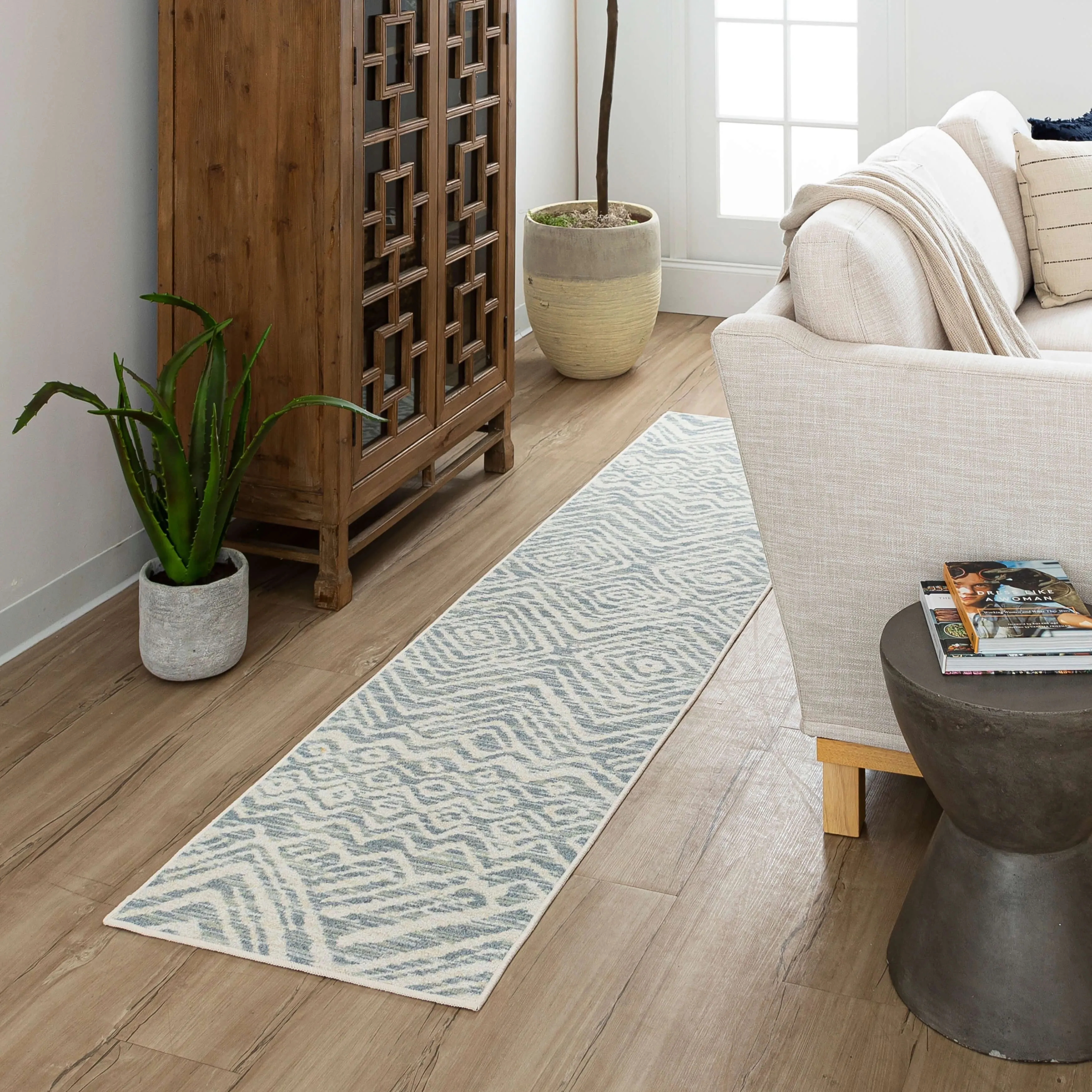 Mohawk Home Zig Zag Tribal Stripe Area Rug