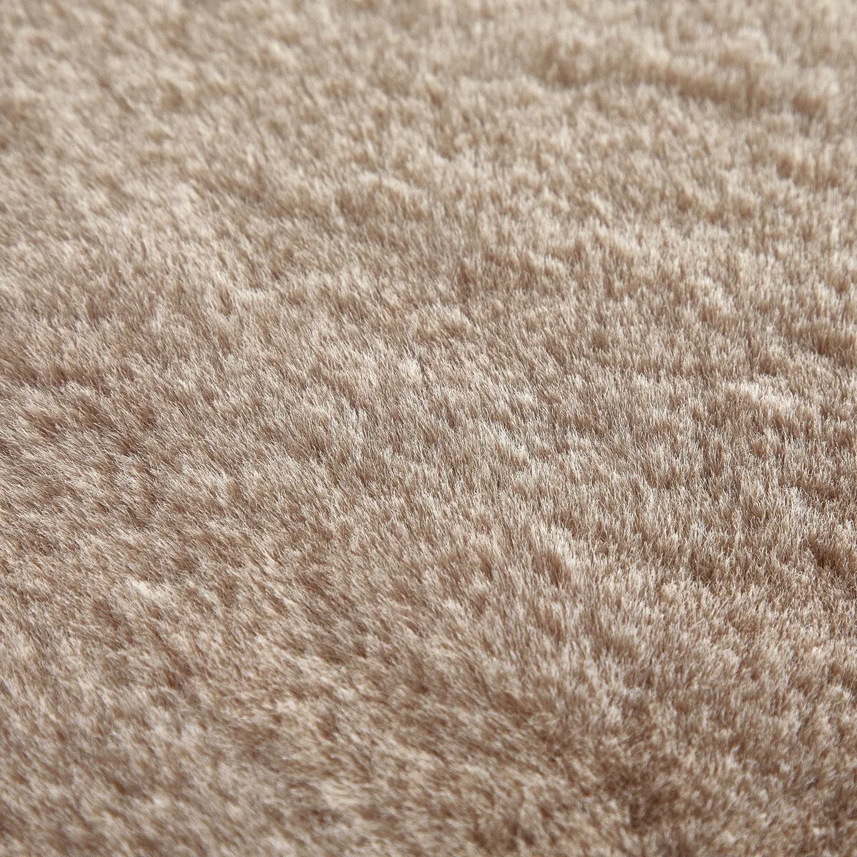 Nanshing Moira Solid Color Soft Shag Accent Rug - 30 x 46