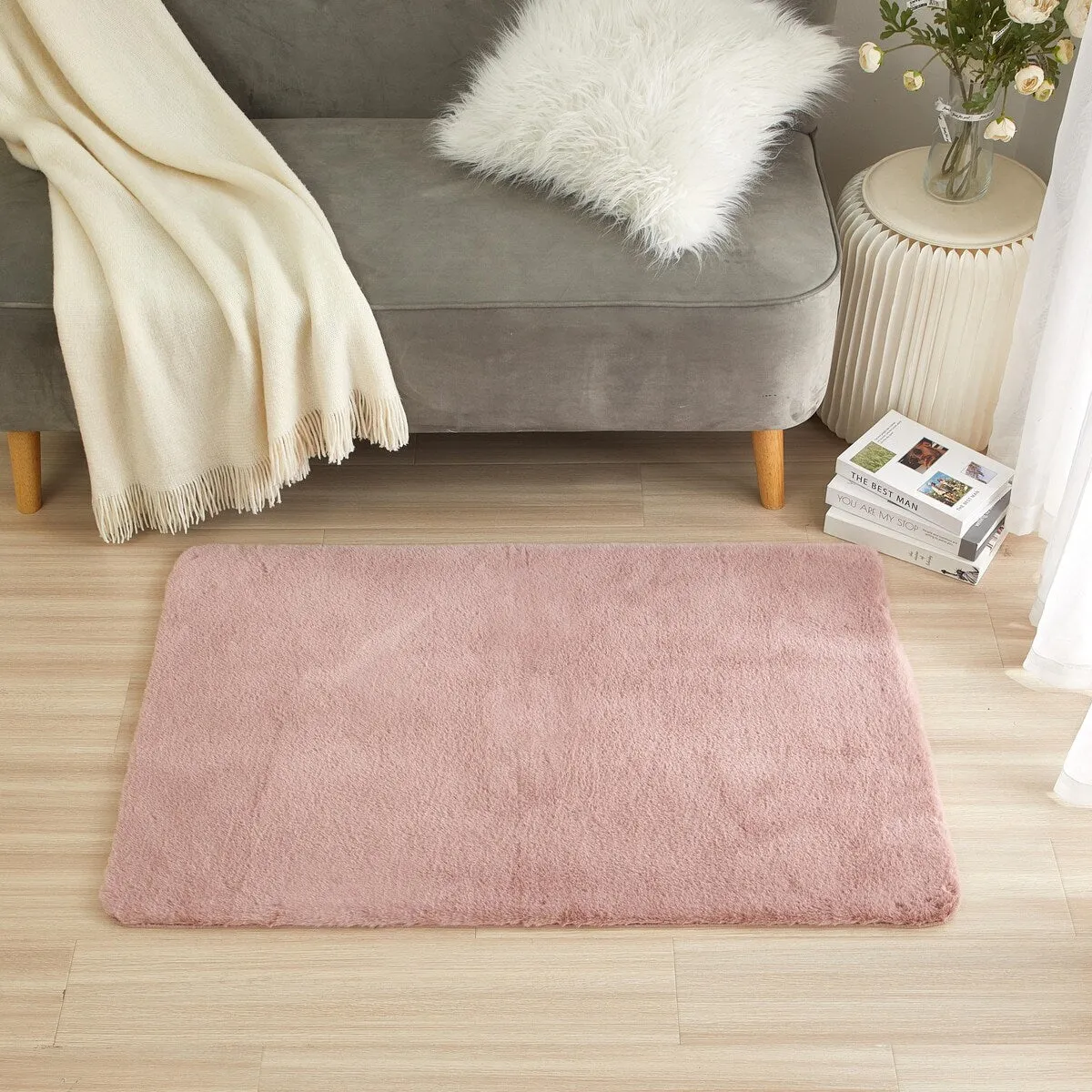 Nanshing Moira Solid Color Soft Shag Accent Rug - 30 x 46
