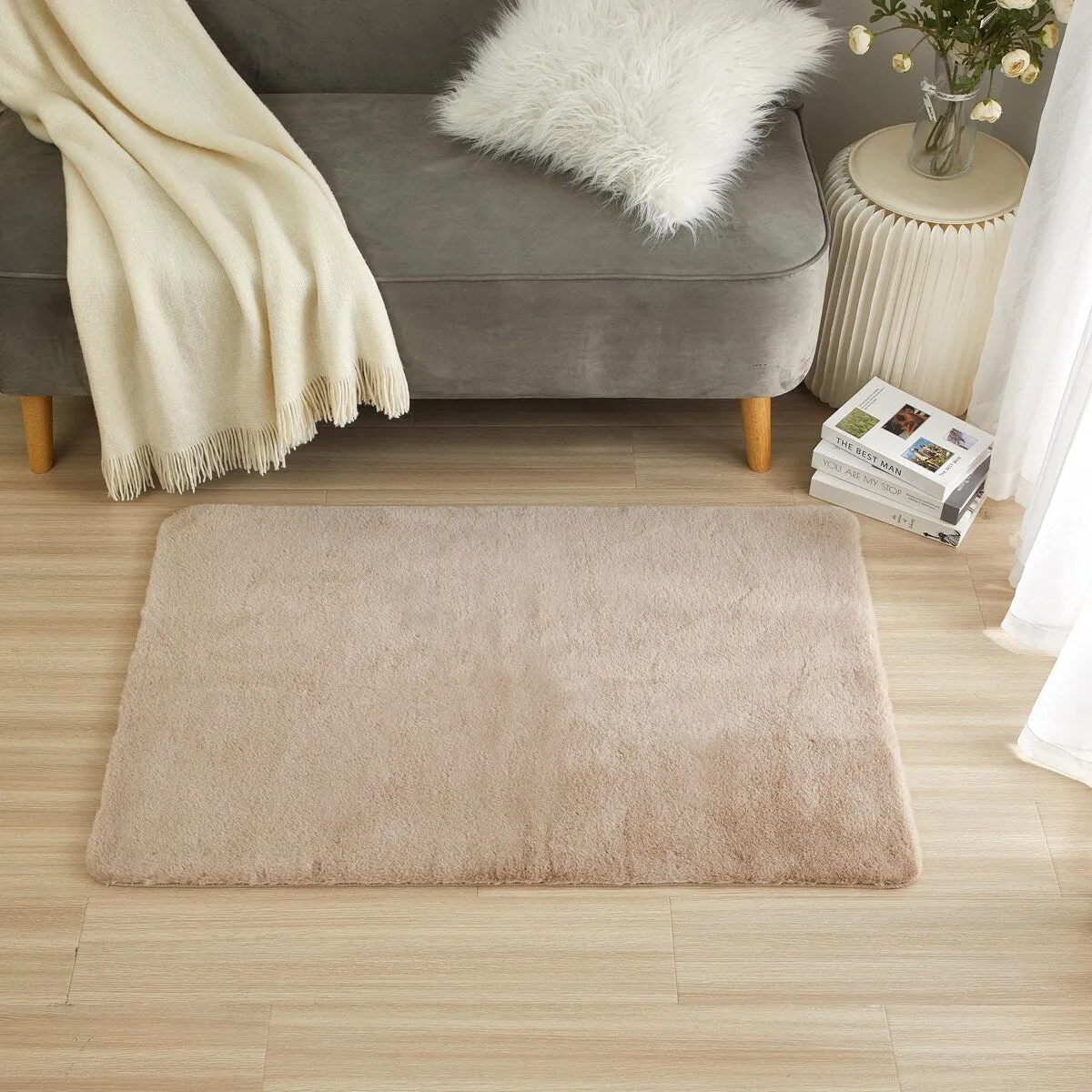 Nanshing Moira Solid Color Soft Shag Accent Rug - 30 x 46