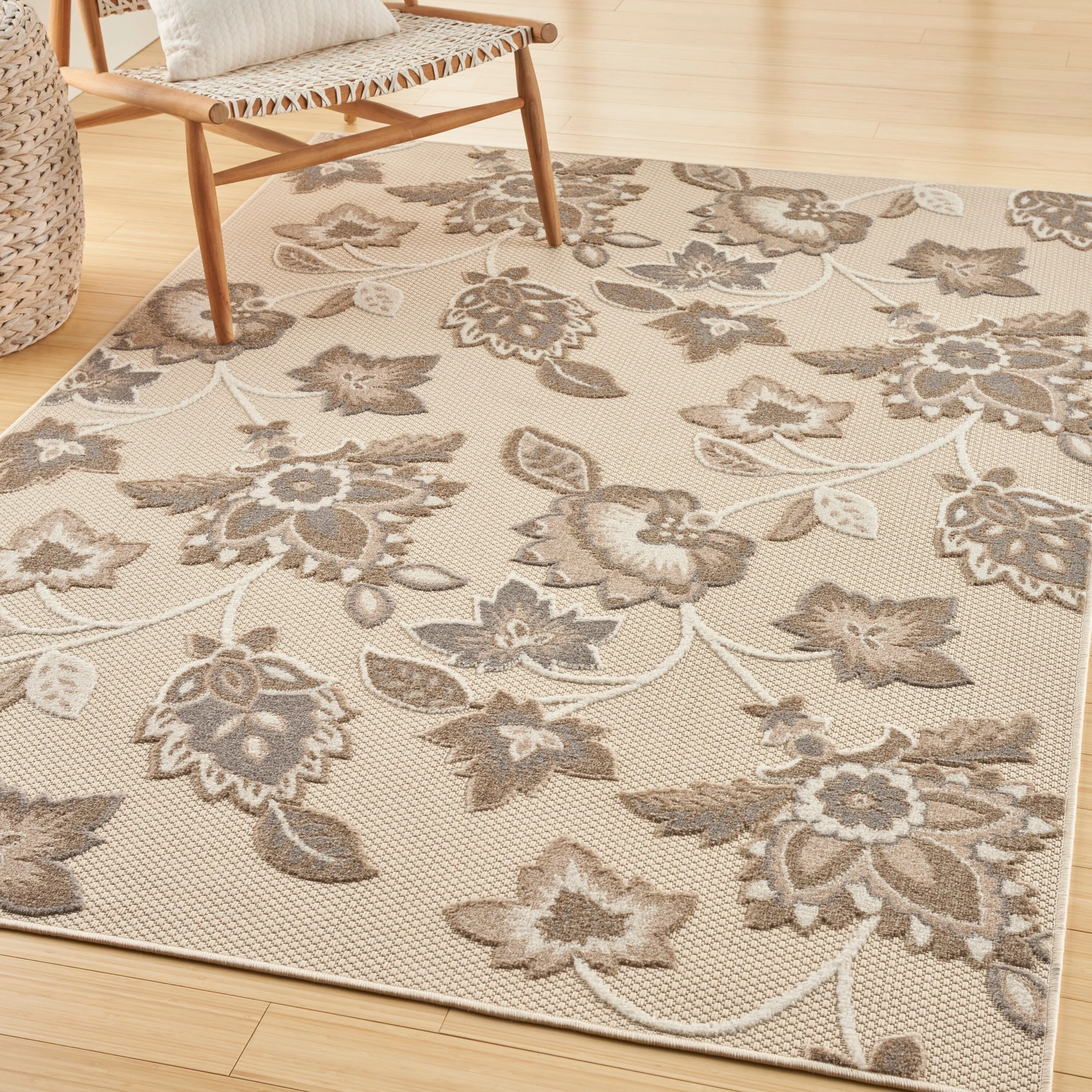Nourison Aloha Indoor/Outdoor Floral Area Rug