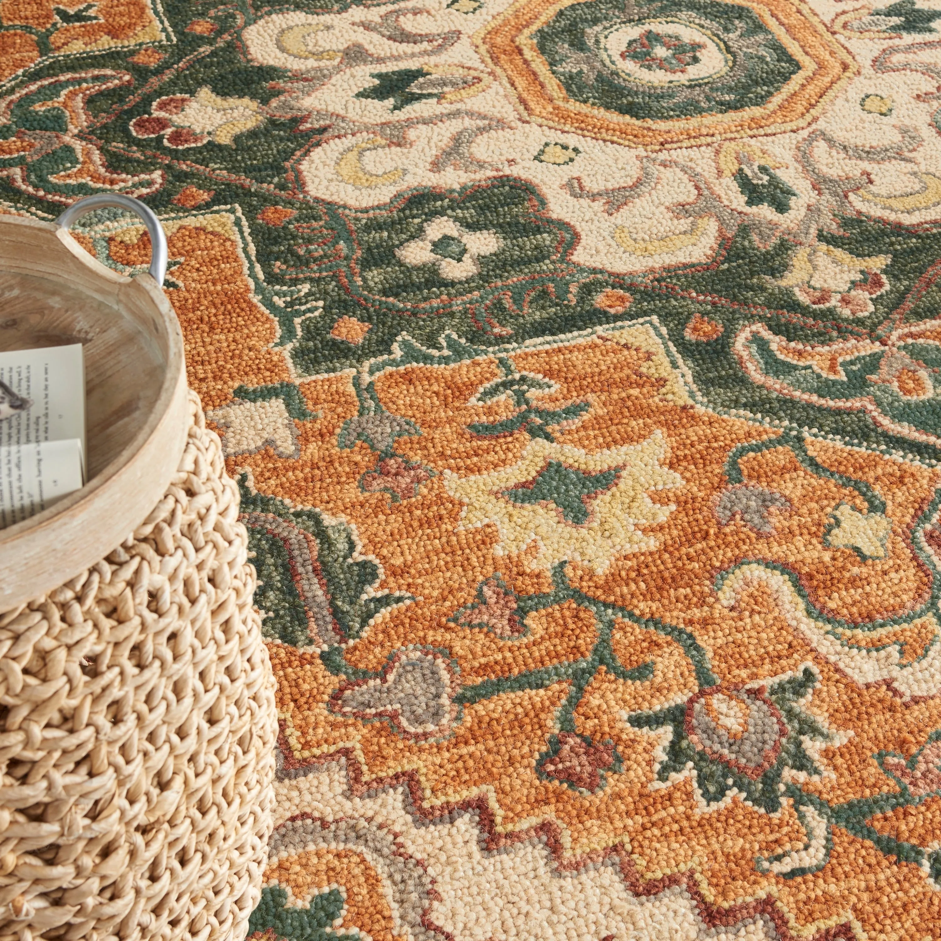 Nourison Bahari Hand-tufted Orange Persian Medallion Wool Area Rug