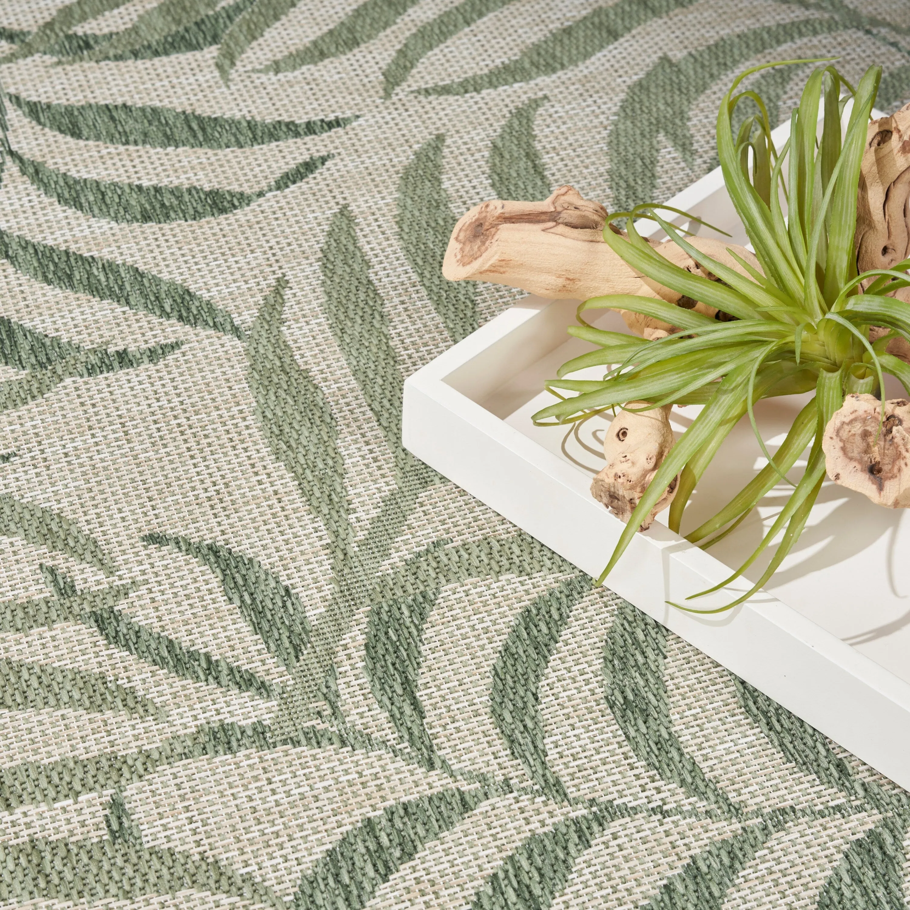 Nourison Garden Oasis Indoor/Outdoor Nature Area Rug