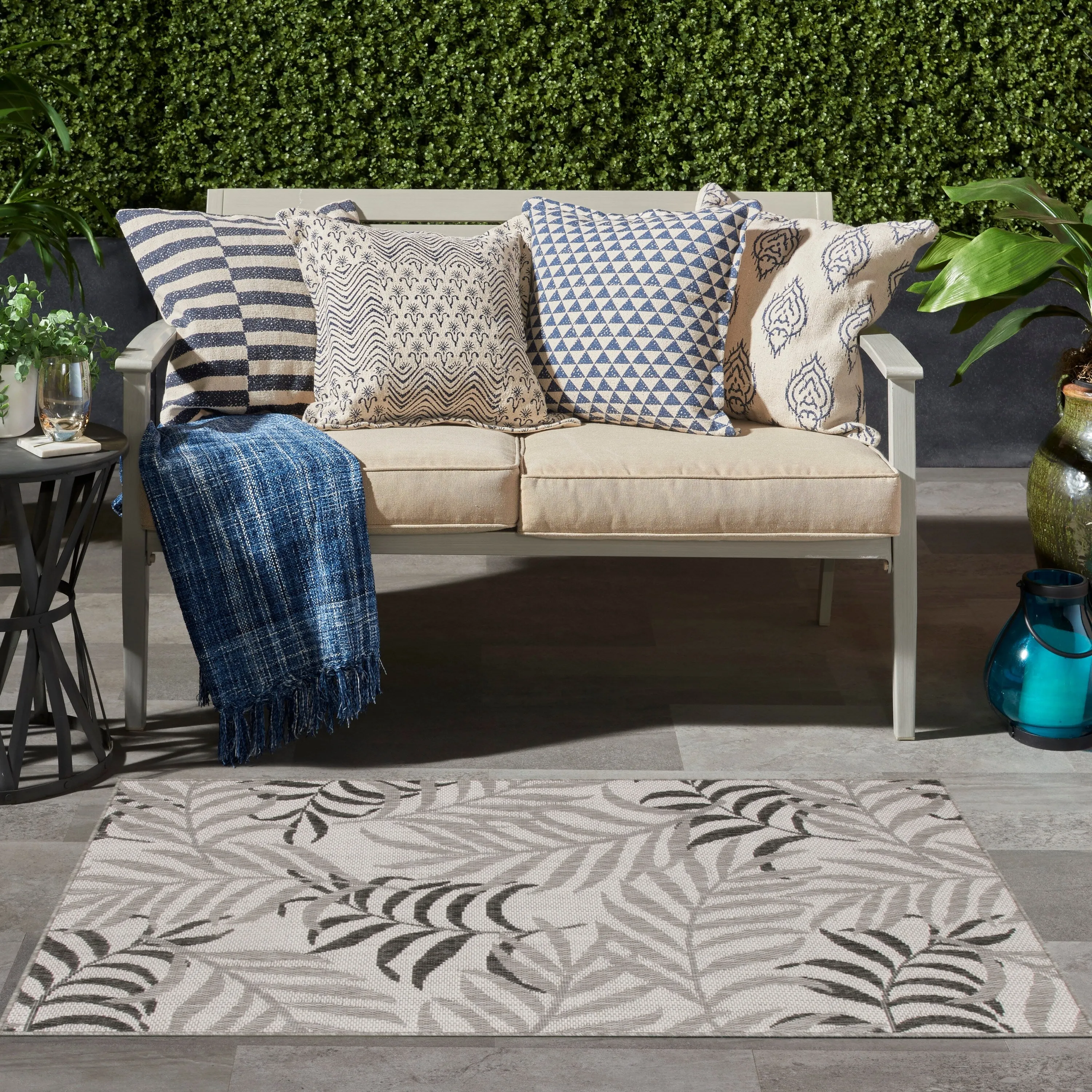 Nourison Garden Oasis Indoor/Outdoor Nature Area Rug